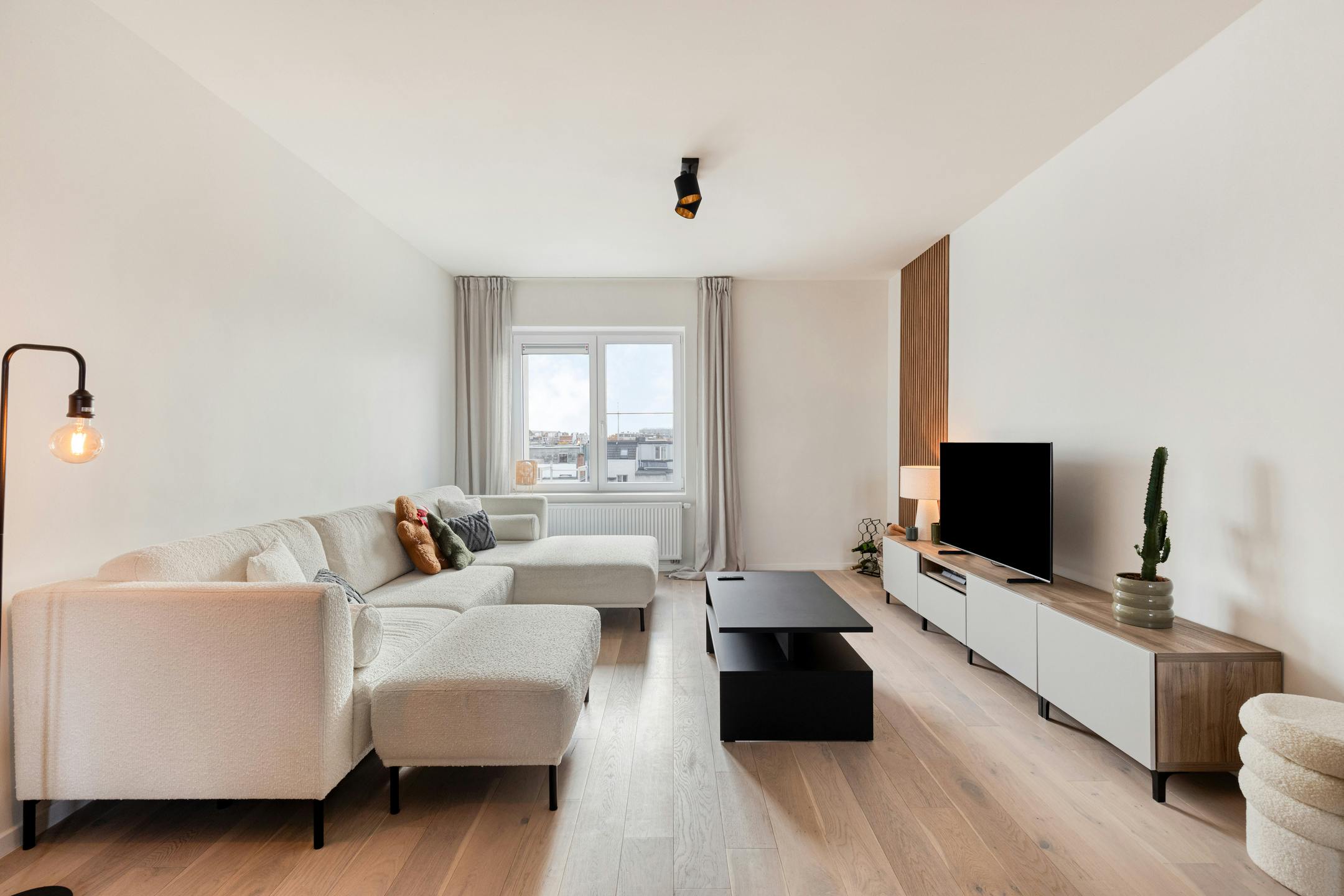 Recent gerenoveerd appartement met terras te koop in Antwerpen foto 5