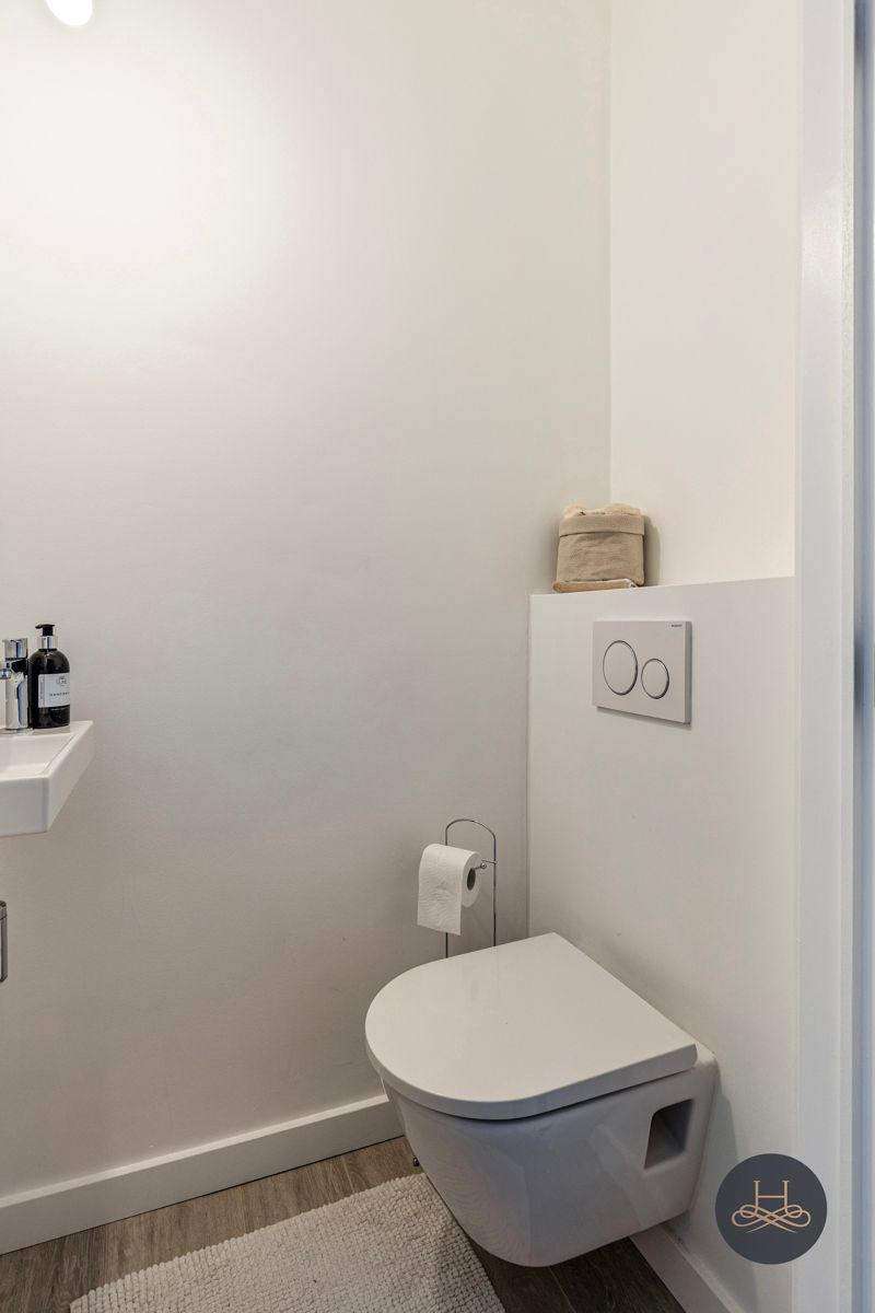 Energiezuinige gerenoveerde villa op een zeer ruim perceel foto 13