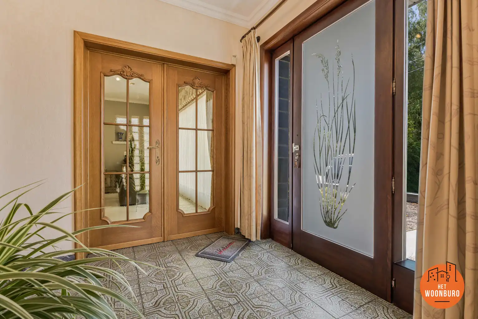 Woning met 2 slpks, zolder, volledig onderkelderd en tuin foto 5