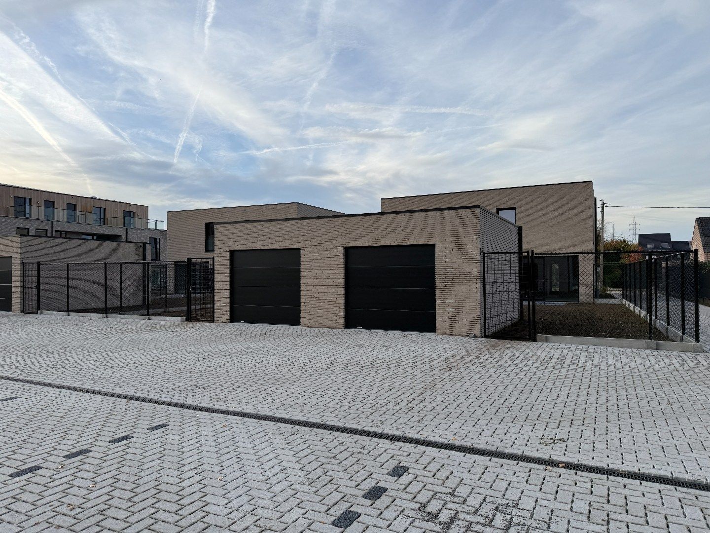 Instapklare nieuwbouw met 3 slpk en tuin foto 26