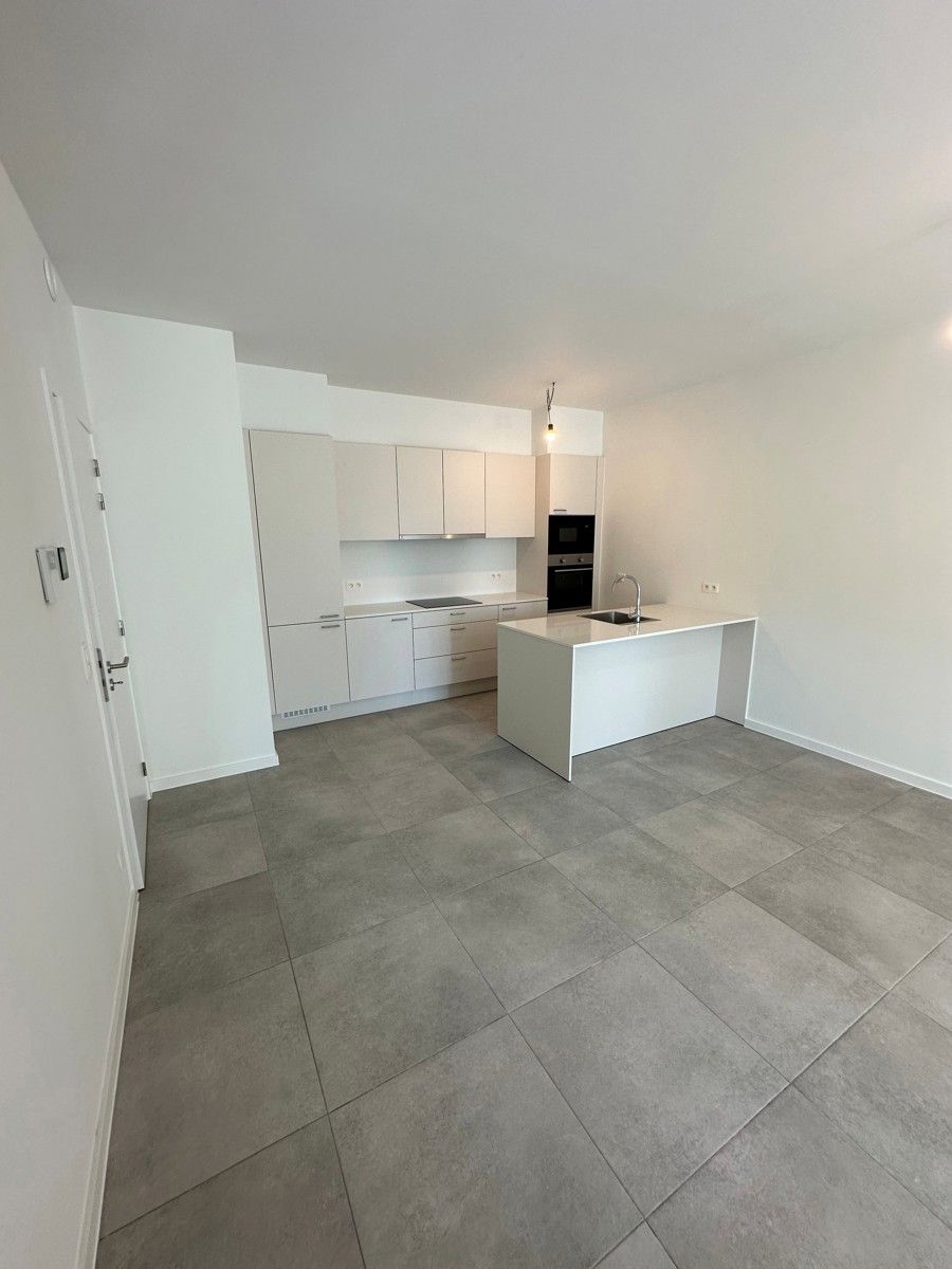 Prachtig 1 slaapkamer appartement met groot TERRAS foto 2