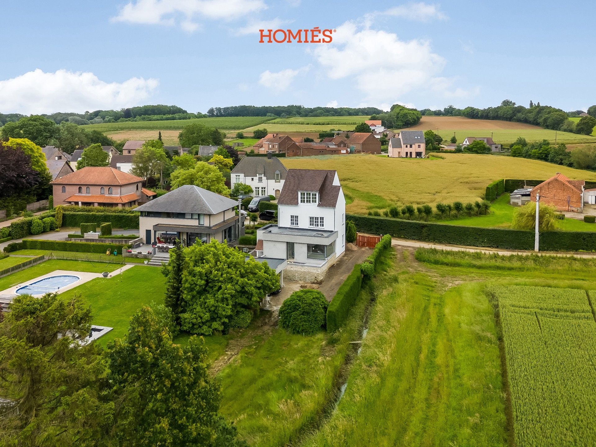 Prachtige, energiezuinige villa in een oase van groen foto 2