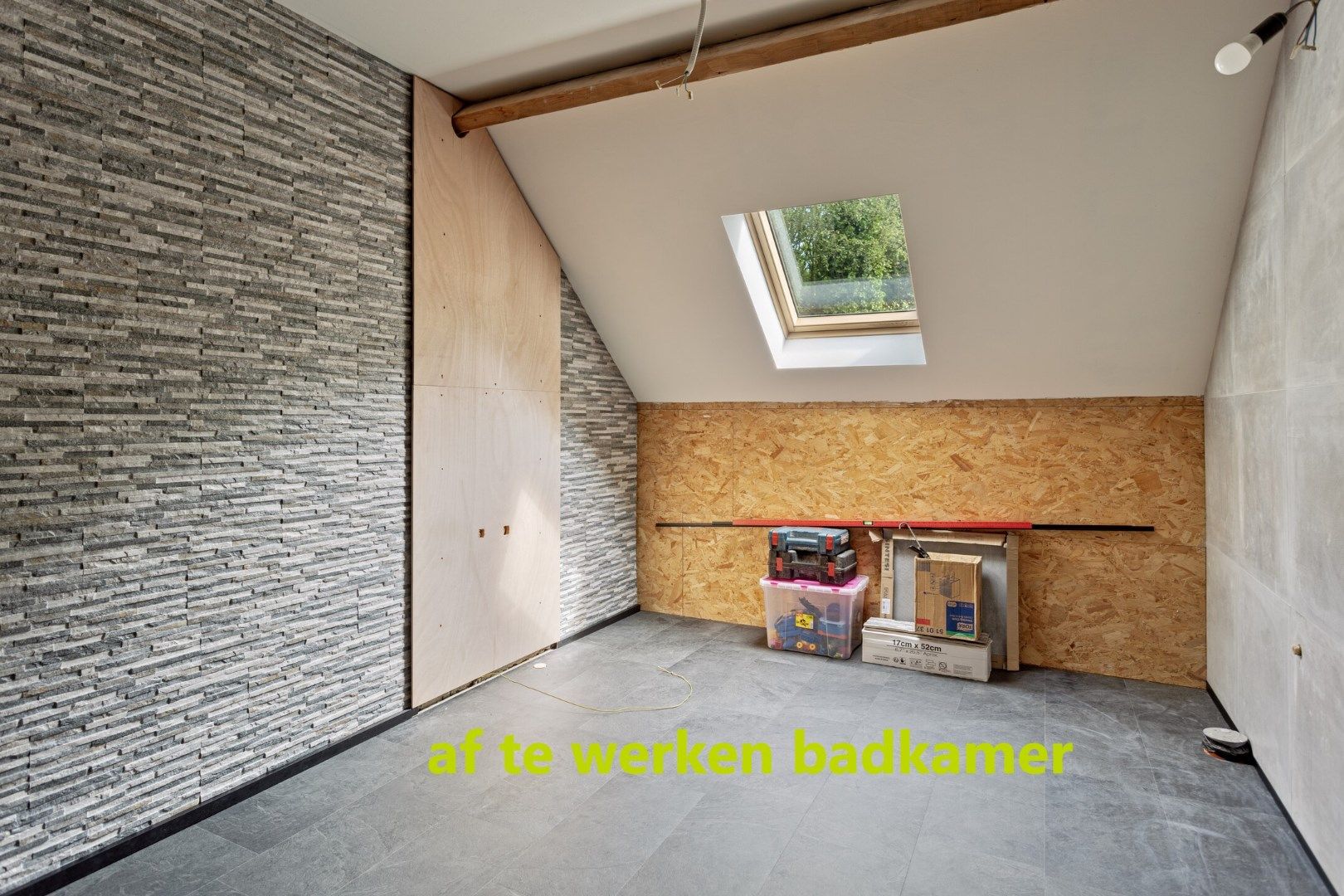 Gerenoveerde karaktervolle woning met 4 / 6 slpks op 1.990 m² in bosrijk gebied ! foto 27