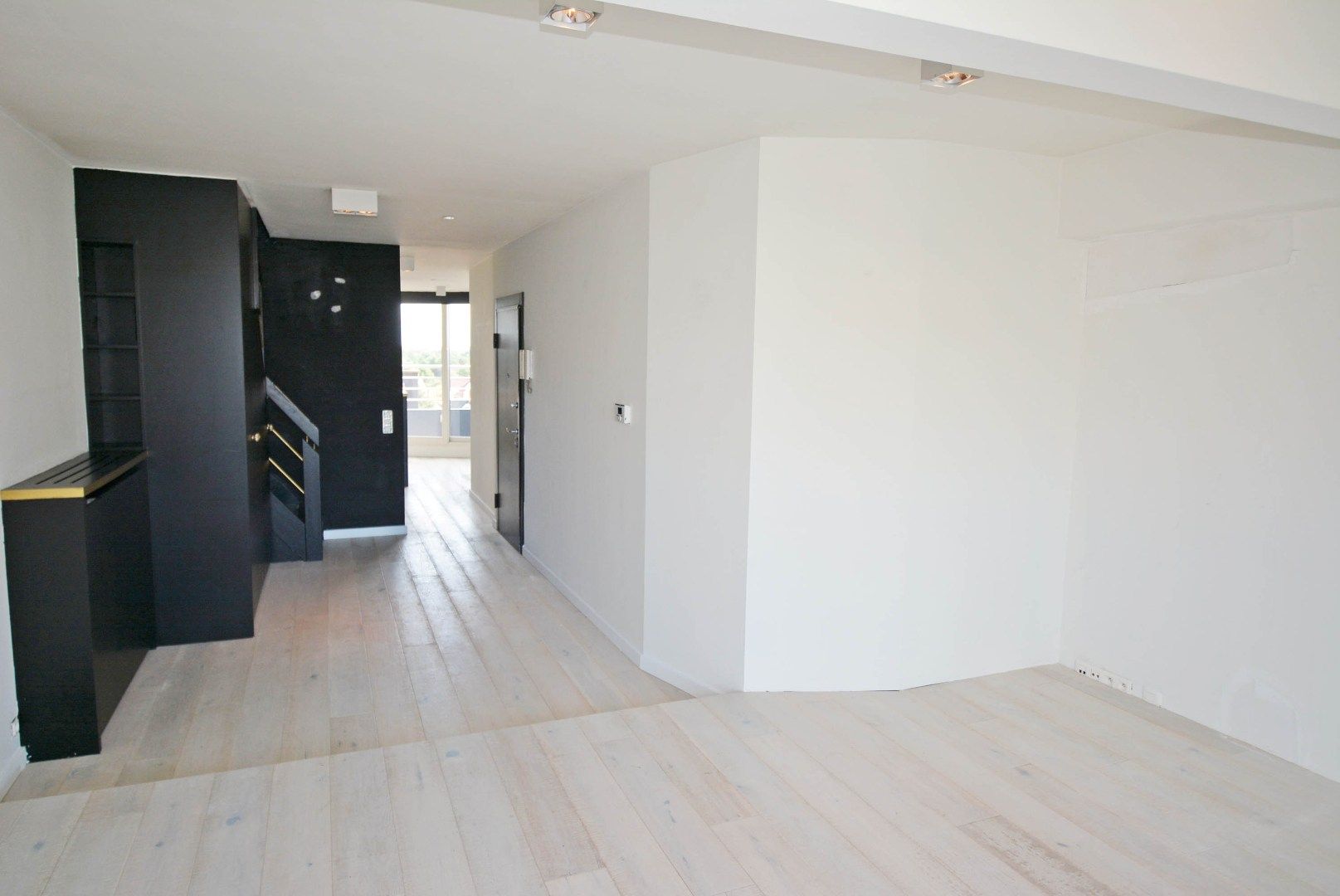 centraal gelegen duplex dak appt in recent gebouw  foto 5