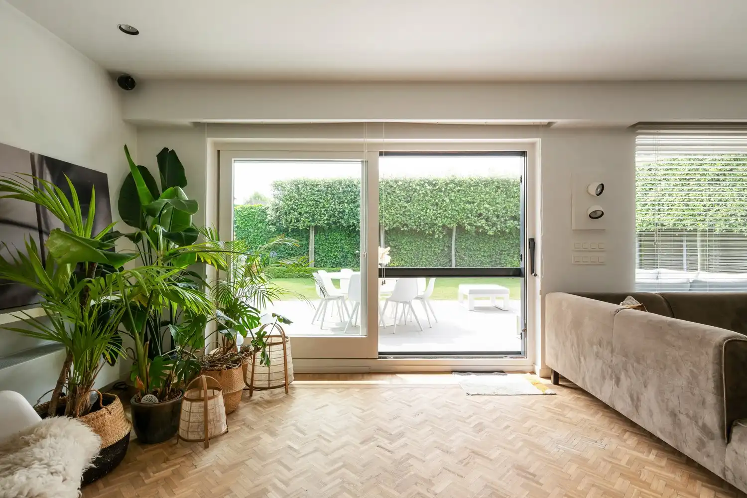 Super gelegen hedendaagse villa met 3 slaapkamers op zonnig perceel van 600 m². foto 5