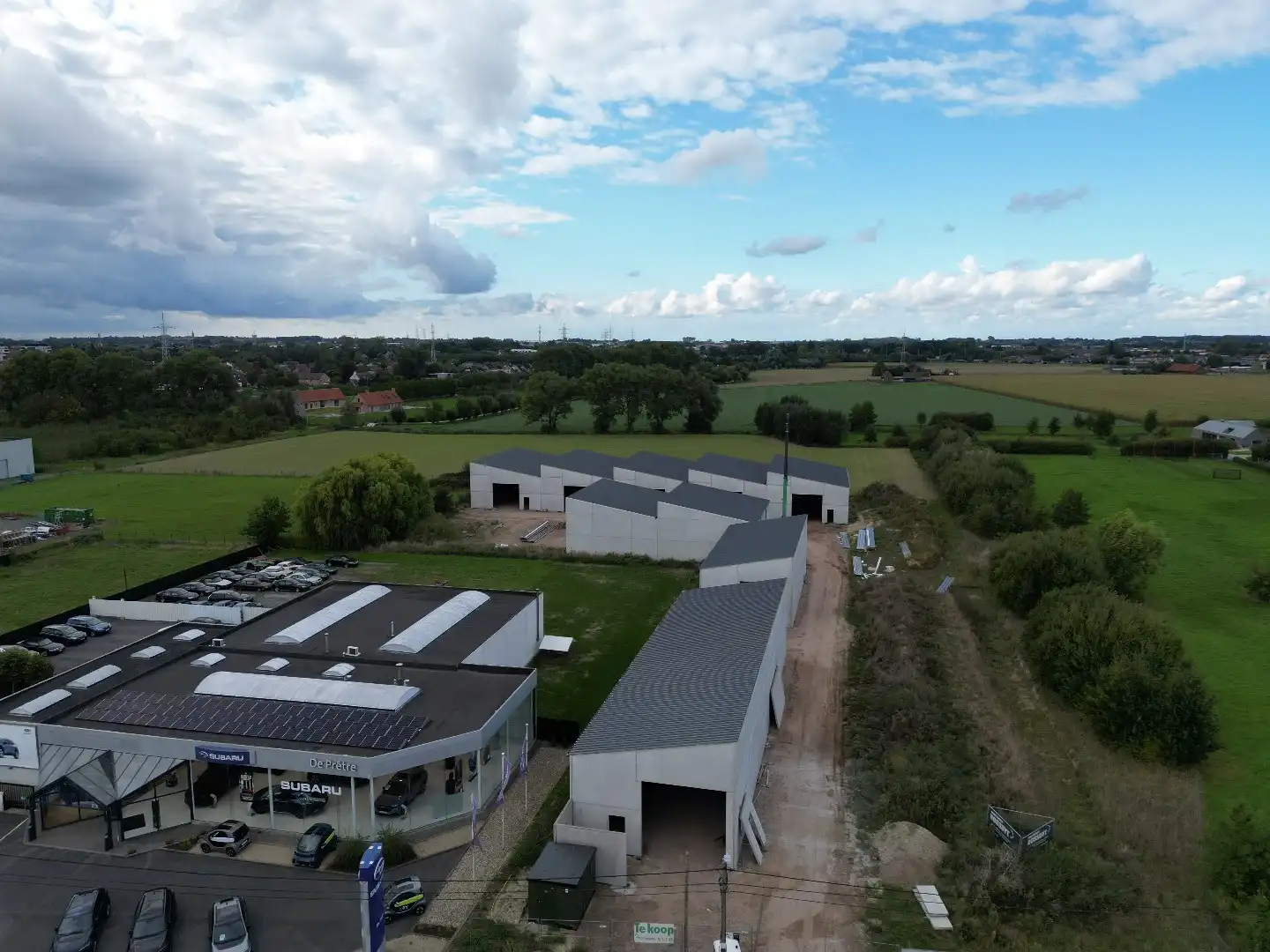 Loods NR A te koop – 180 m² KMO-zone Ardopoort te Roeselare foto 4