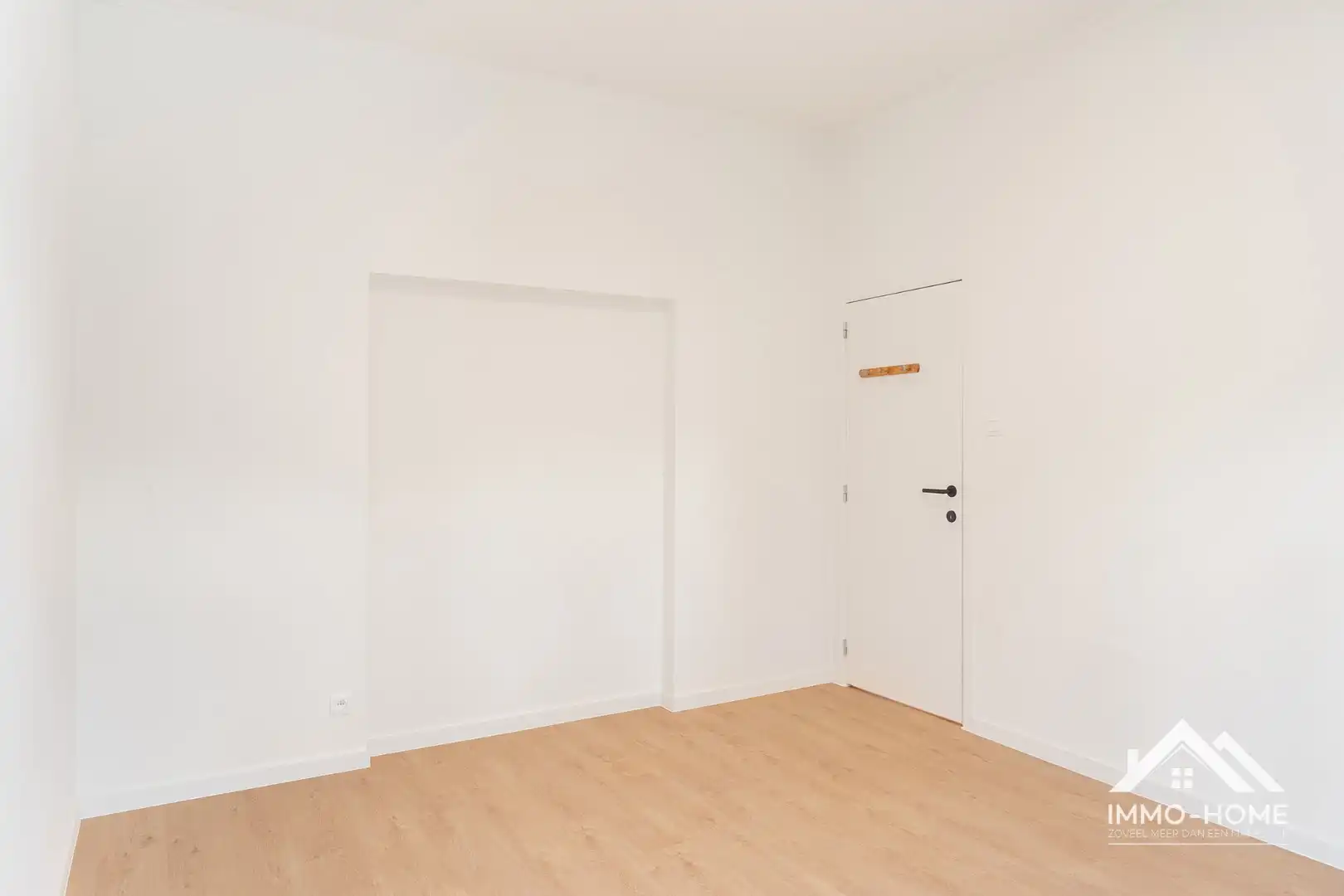 Ruime gerenoveerde burgerwoning !! foto 19