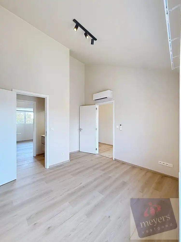 Moderne en energiezuinige gezinswoning met tuin te huur in Hasselt foto 20