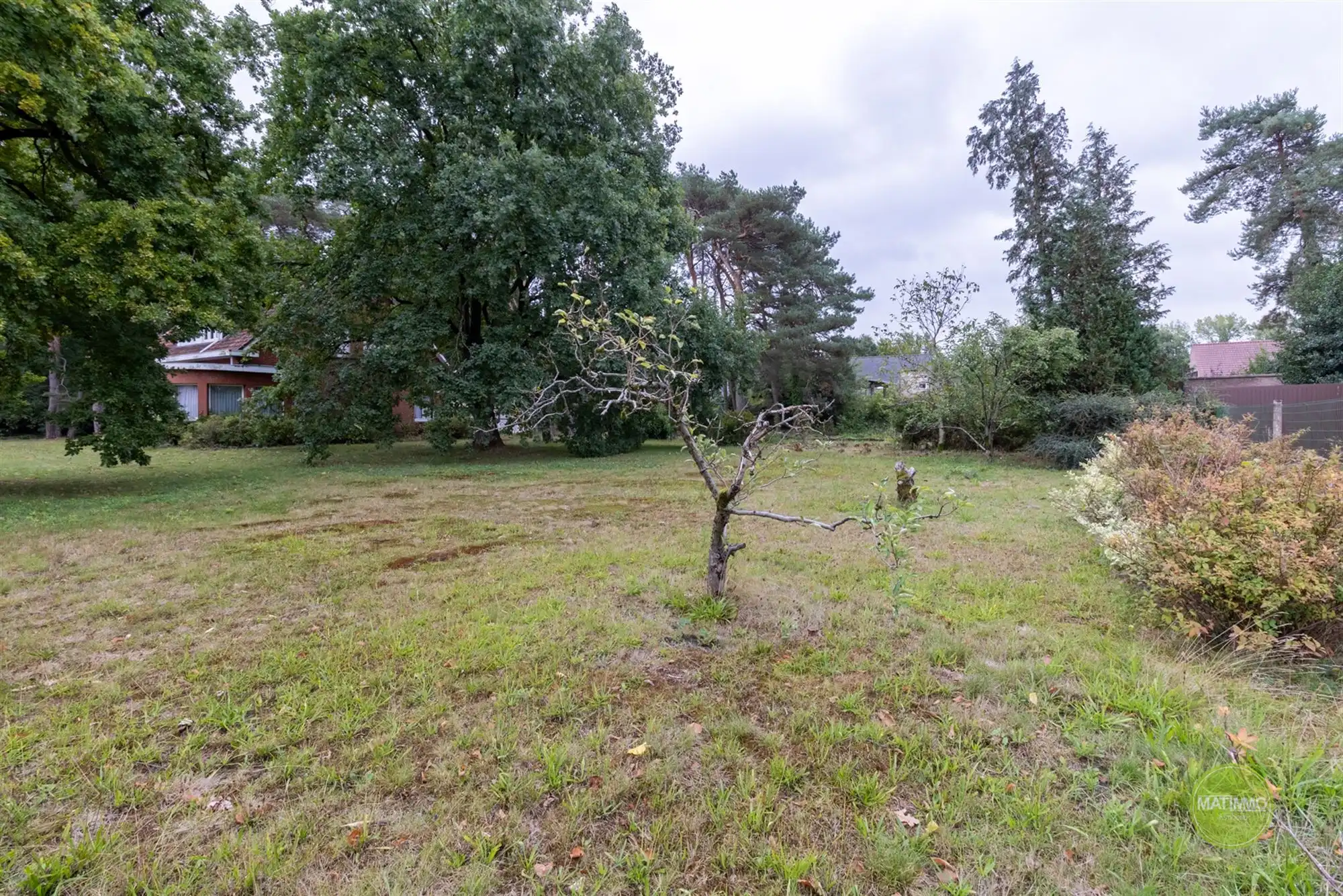 Bouwgrond van 840 m² in het groene Mol-Sluis foto 2