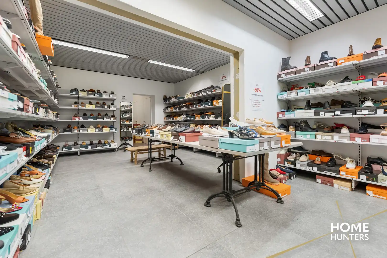 Ruime kantoorruimte 134 m² pal in het historische stadscentrum van Ieper foto 6