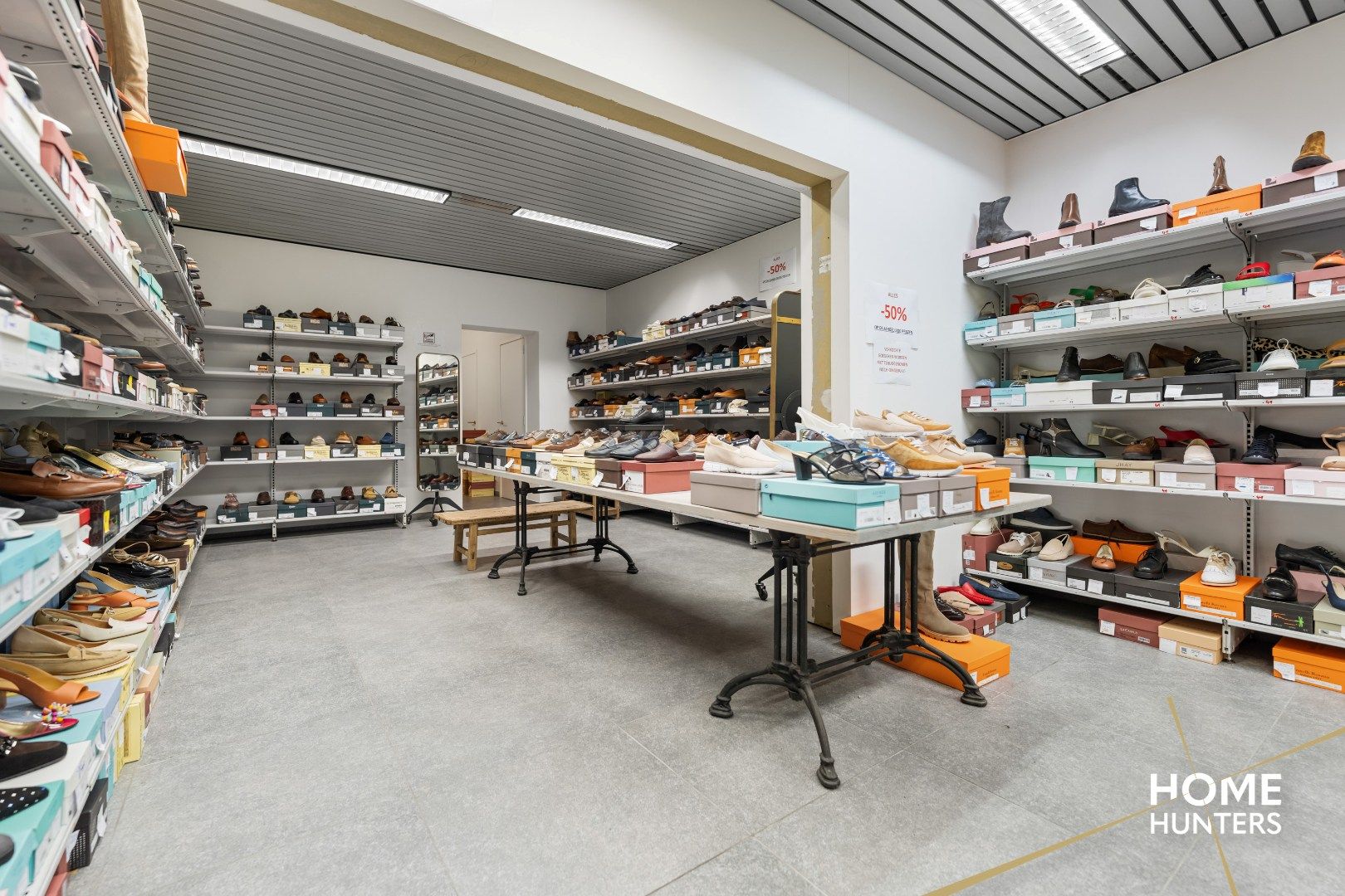 Ruime kantoorruimte 134 m² pal in het historische stadscentrum van Ieper foto 6