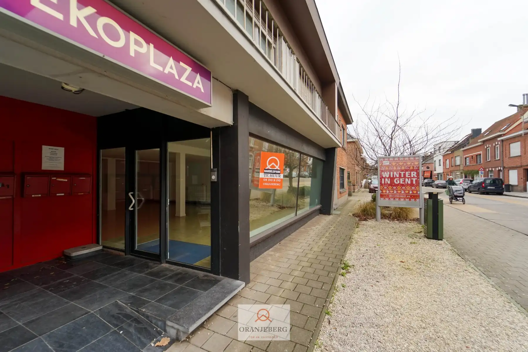 Ruim handelspand met meerdere ruimtes en parking te huur in centrum Drongen foto 24