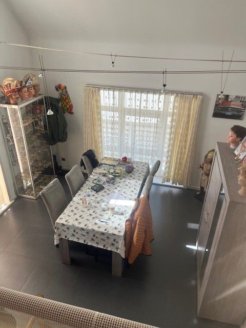 Woning met 3 slaapkamers op topligging in centrum Maasmechelen! foto 3