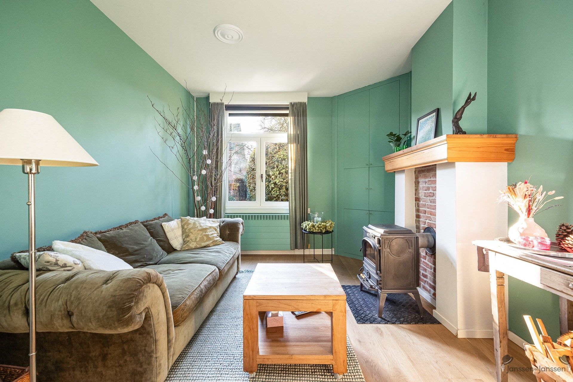 Charmante halfopen woning met 3 slaapkamers foto 5