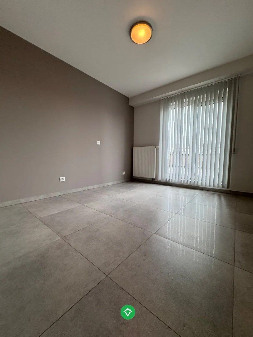 Appartement met 2 slaapkamers en zeer groot terras te Koekelare foto 20