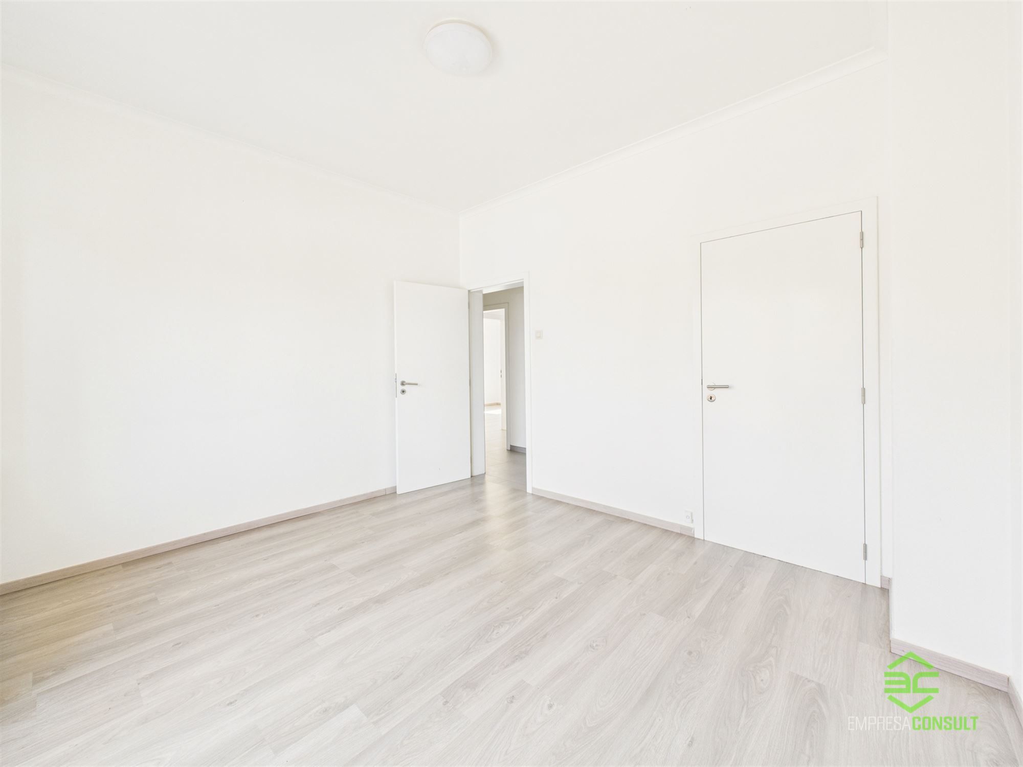 Instapklaar app met 1 slpk en garage in het centrum! foto 6