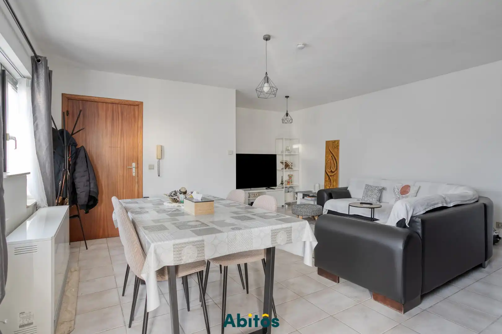 Opbrengsteigendom met 4 appartementen en 3 inpandige garages in Gent foto 3