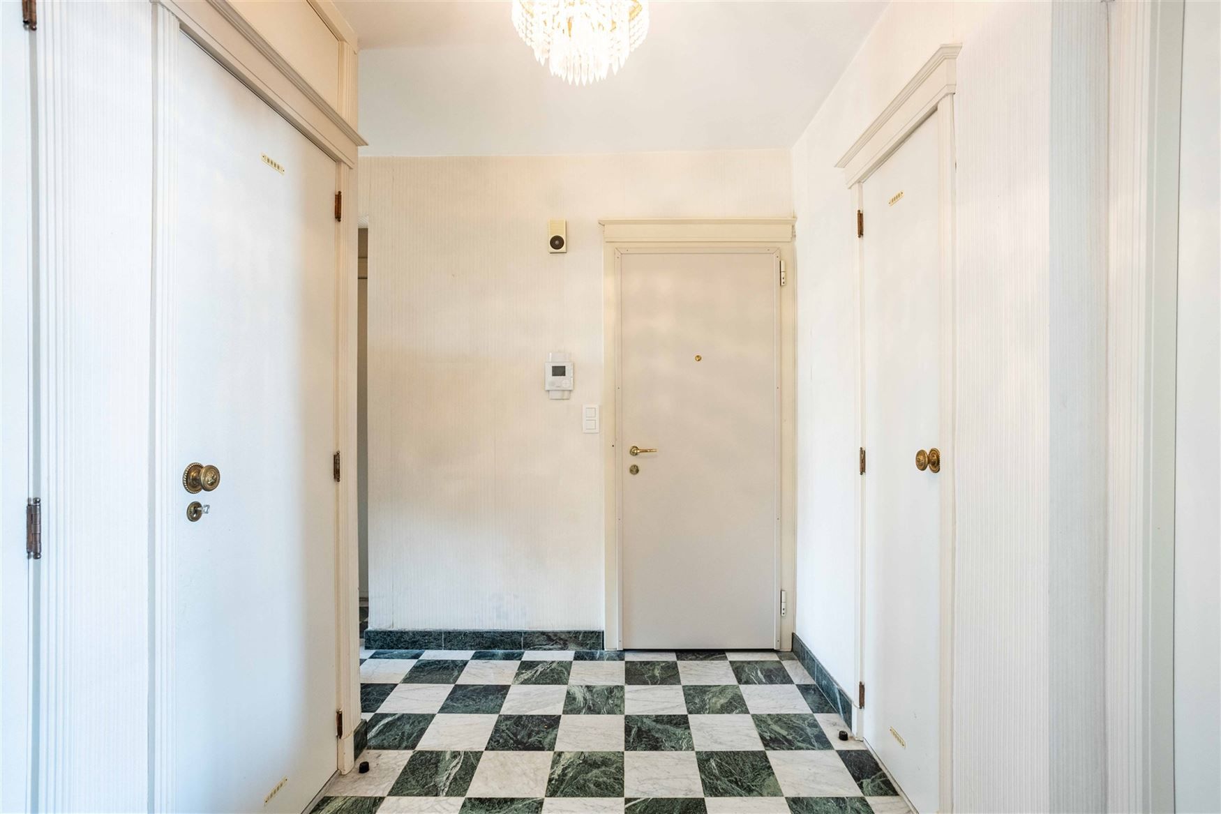 Lichtrijk 3-slaapkamerappartement met open zicht op toplocatie in Gent. foto 5