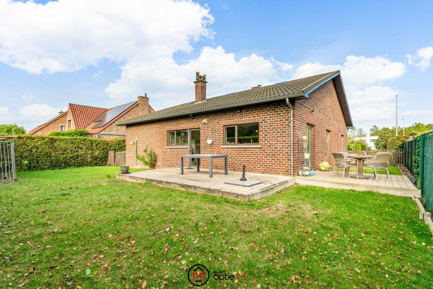 Rustig gelegen gezinswoning met 5 slaapkamers en garage foto 24