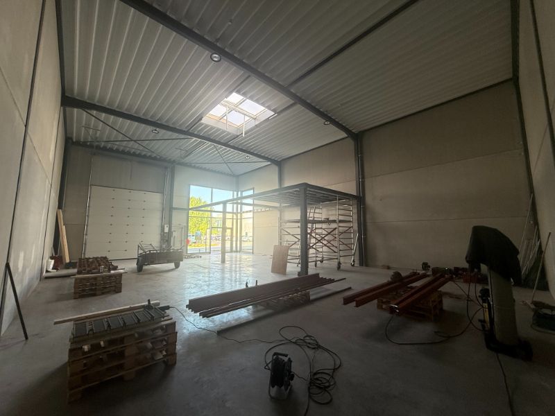 Nieuwbouw KMO-unit op bedrijvencentrum 'Ter Wallen' met 6 privatieve parkeerplaatsen foto 5