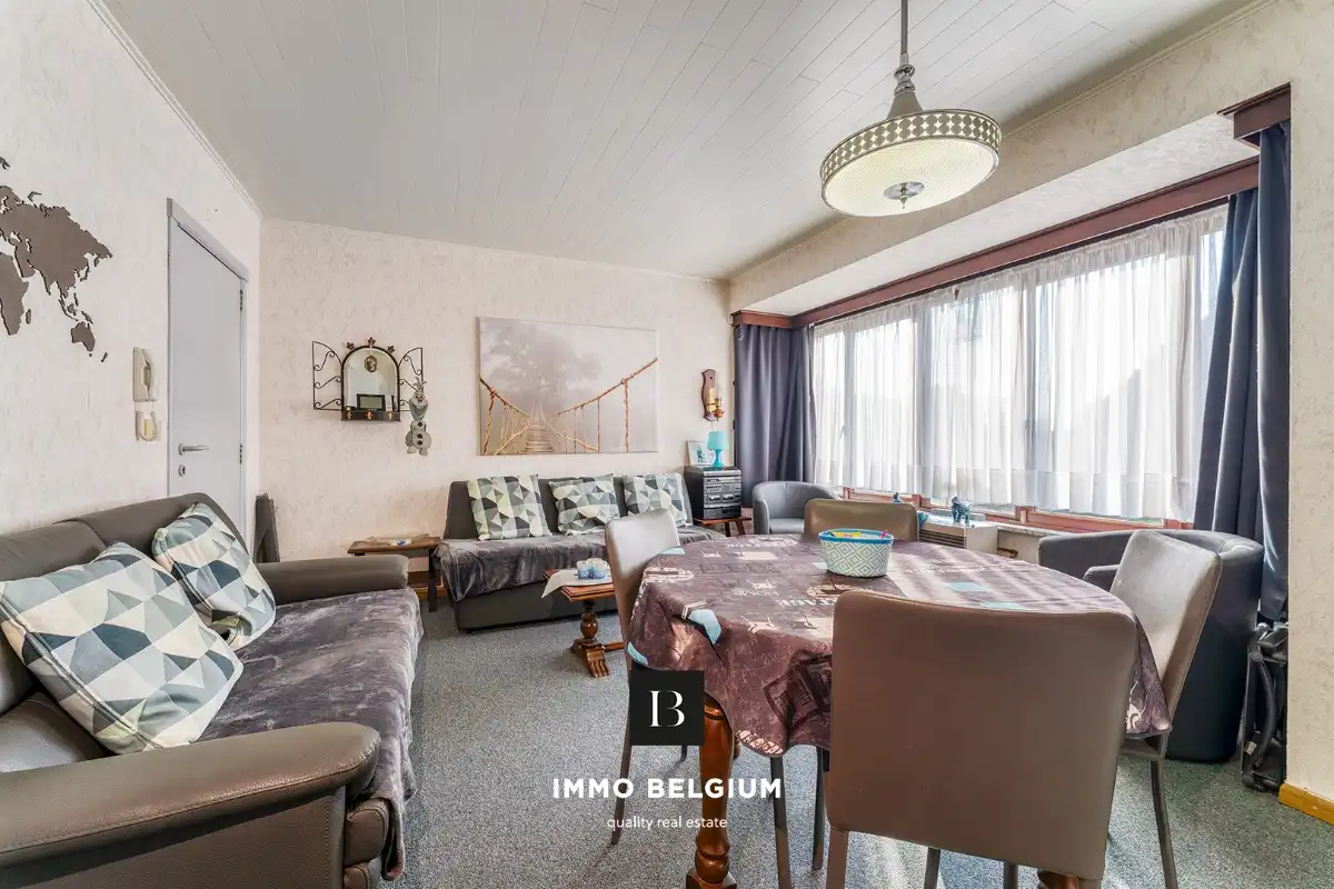 Studio met aparte slaapruimte en garage nabij het centrum foto 4