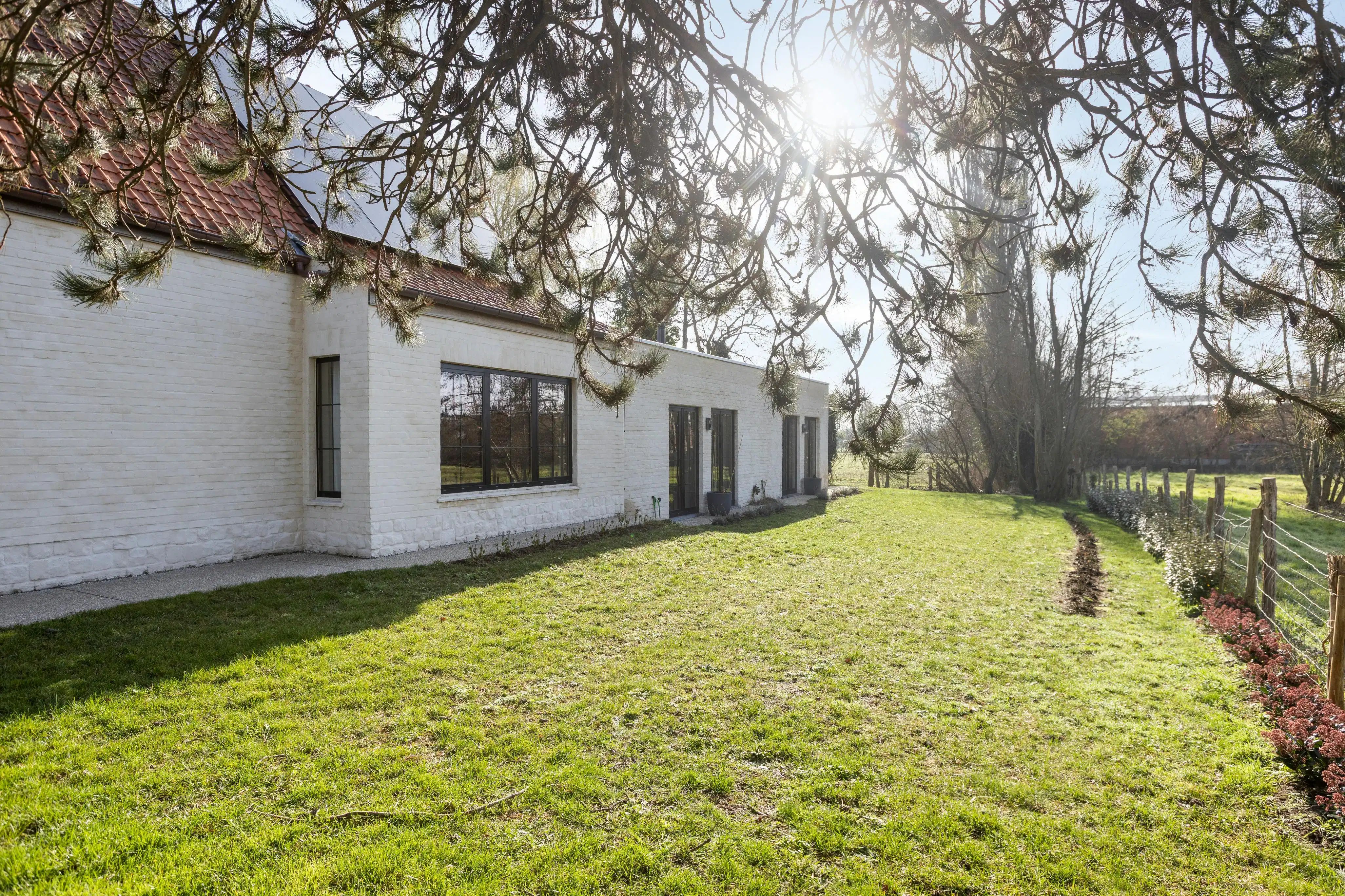 Gerenoveerde villa met 4 slaapkamers en prachtige vergezichten foto 23