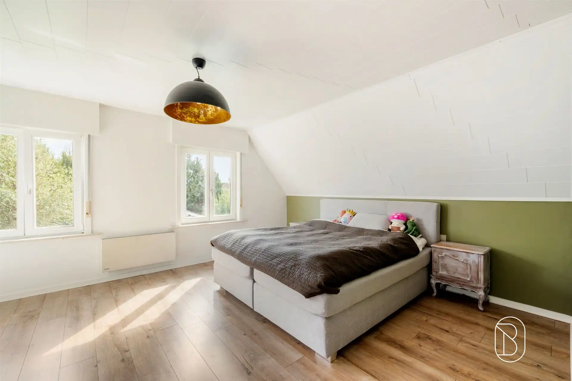 Ruime alleenstaande woning met 4 SLK op 991 m²! foto 18