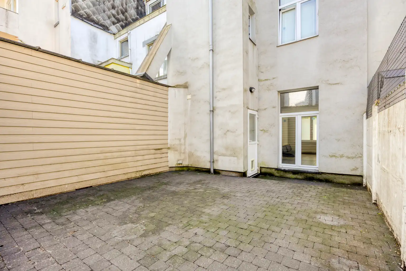 Karaktervol herenhuis met 3 slpk. in Zellik – instapklaar foto 32