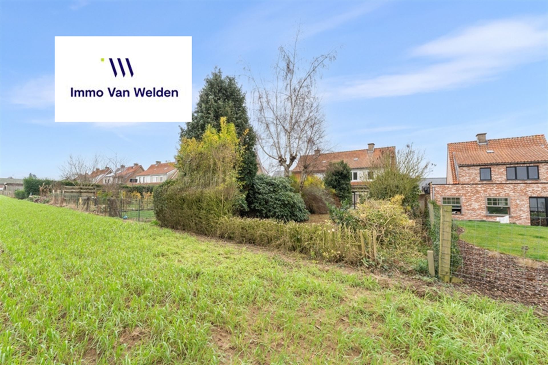 Te renoveren halfopen woning met garage en tuin in landelijke omgeving te Wortegem-Petegem. foto 21