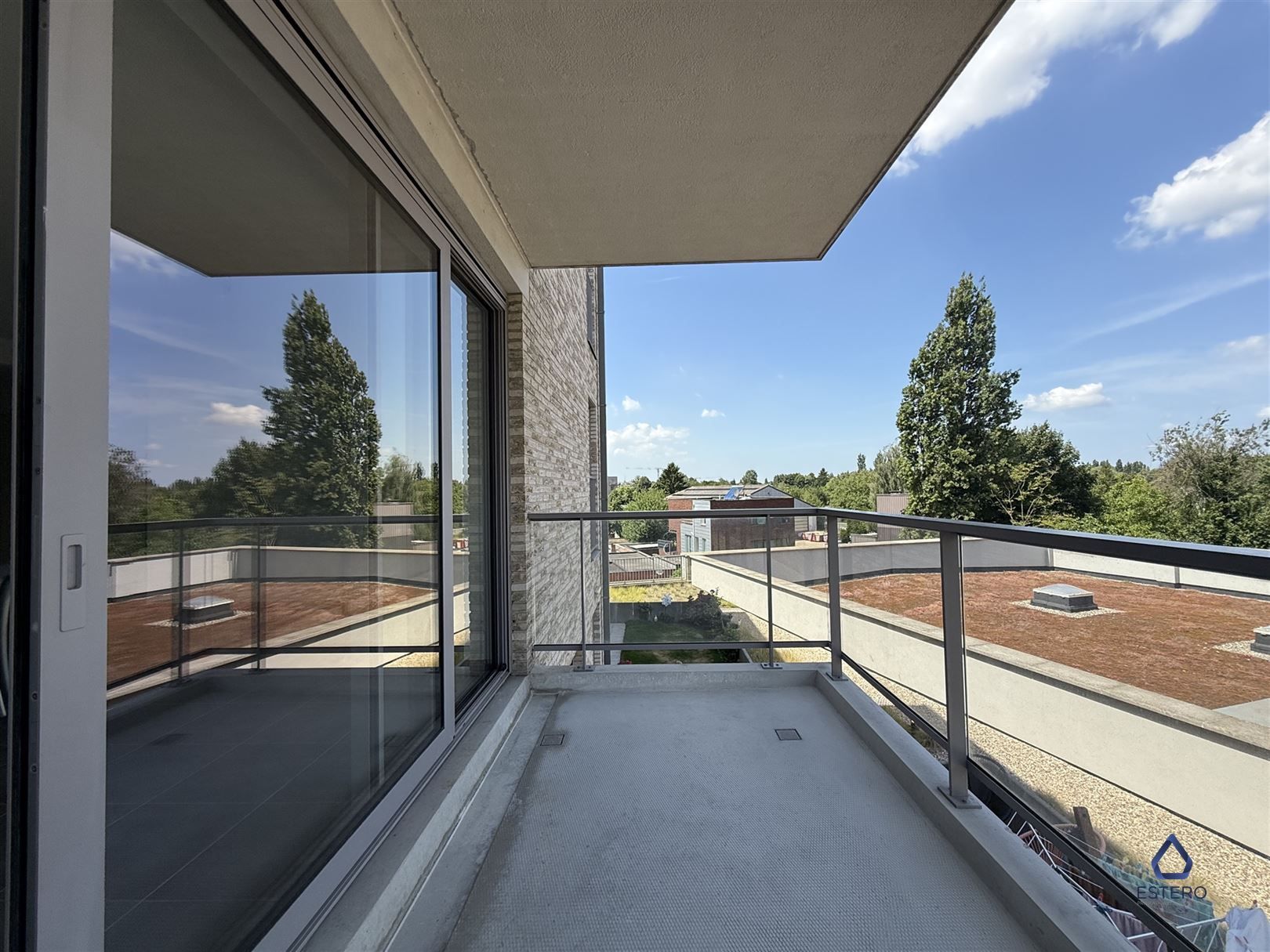 Nieuwbouwappartement met 1 slaapkamer en terras foto 8