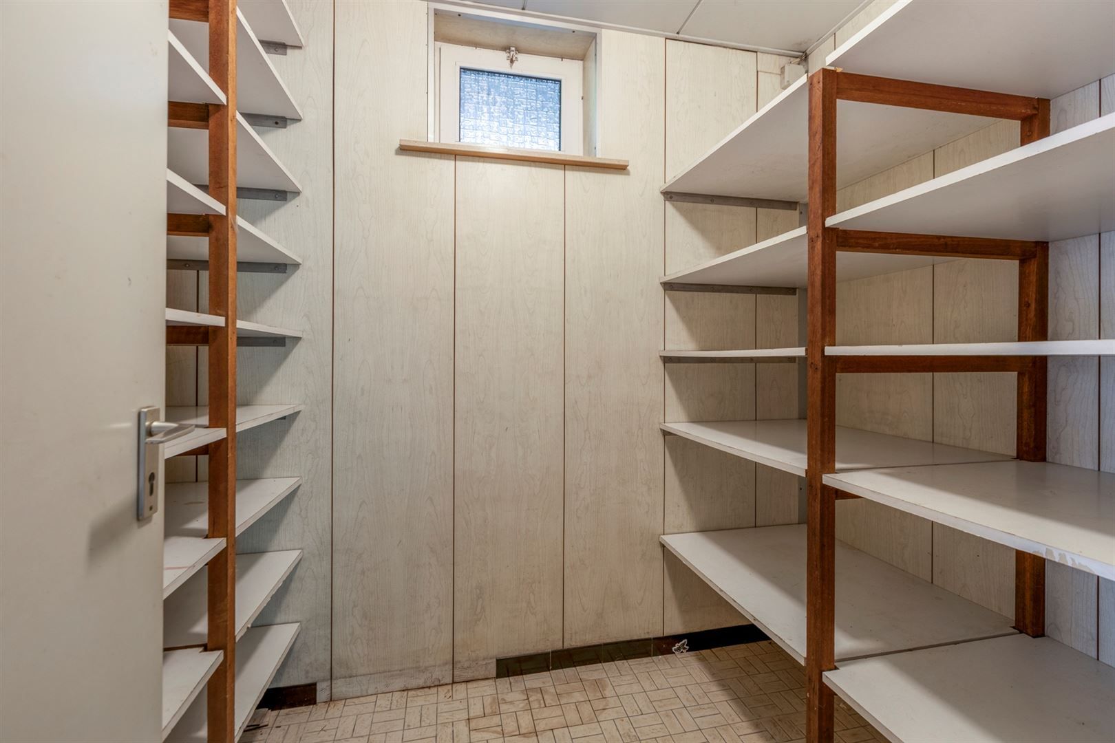 Ruime villa met 5 slaapkamers vlakbij Park Molenvijvers in Genk foto 41