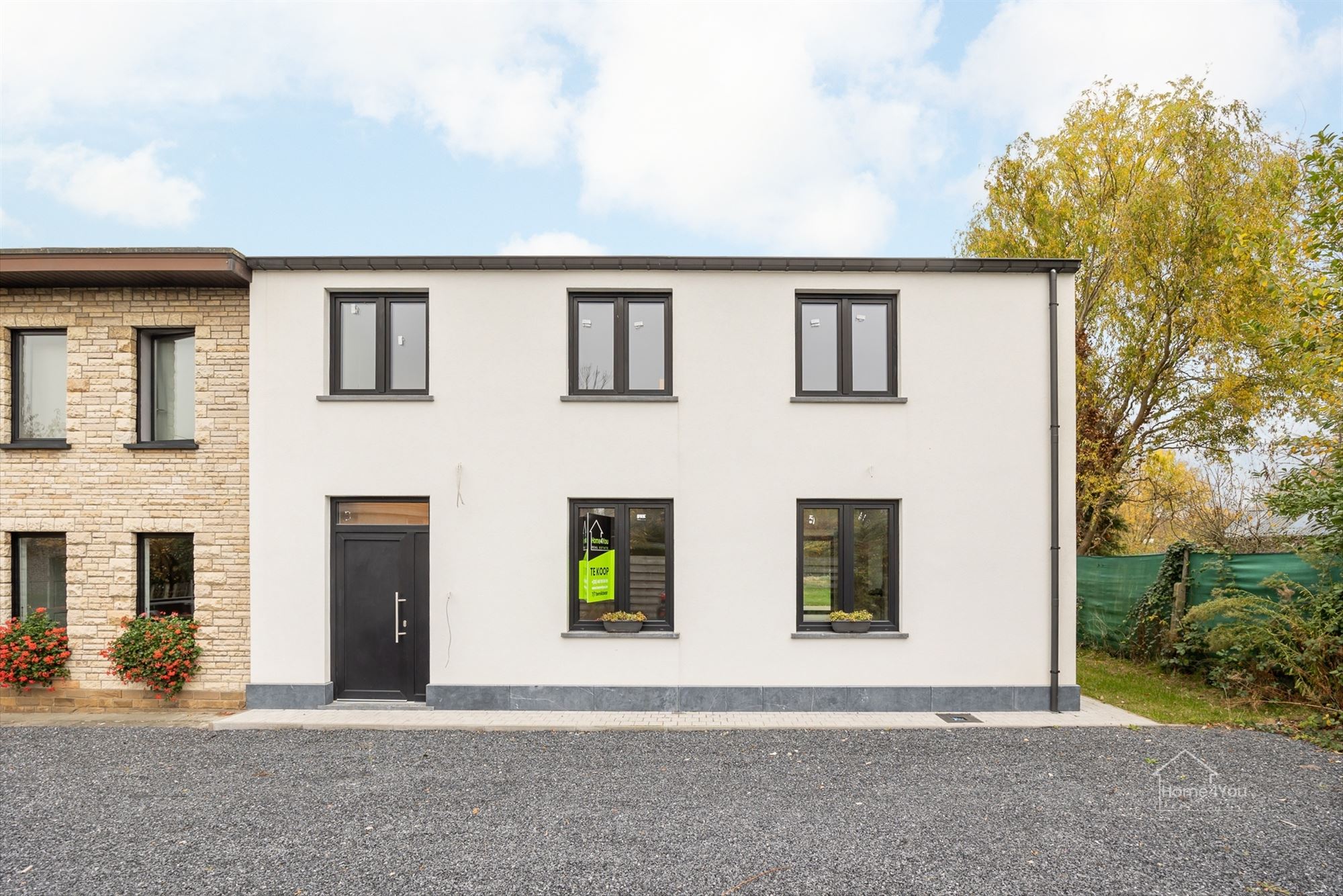 Volledig Gerenoveerde Hafopen Bebouwing - 3 Slaapkamers foto 25