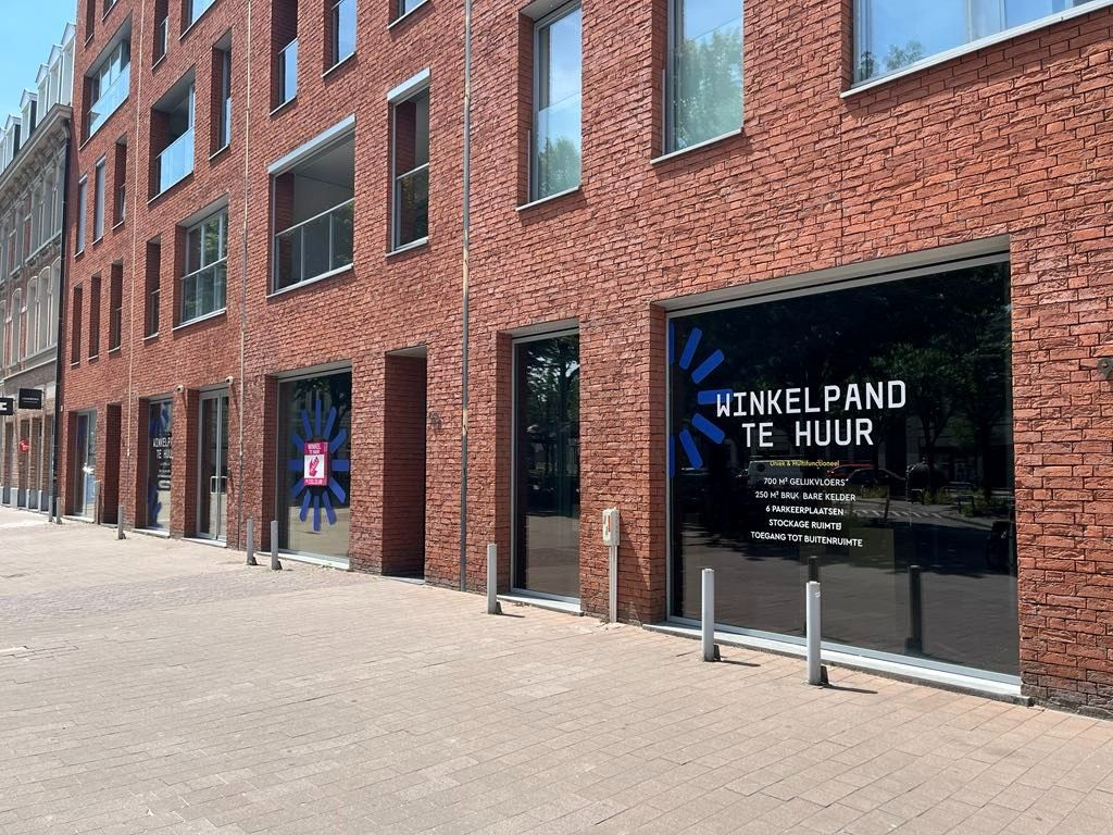 Ruim zichtbaar hoekpand in de Kloosterstraat foto 10