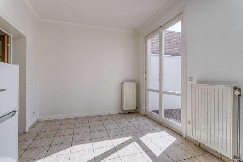 INSTAPKLARE GEZINSWONING MET TUIN NABIJ UZ GENT foto 11