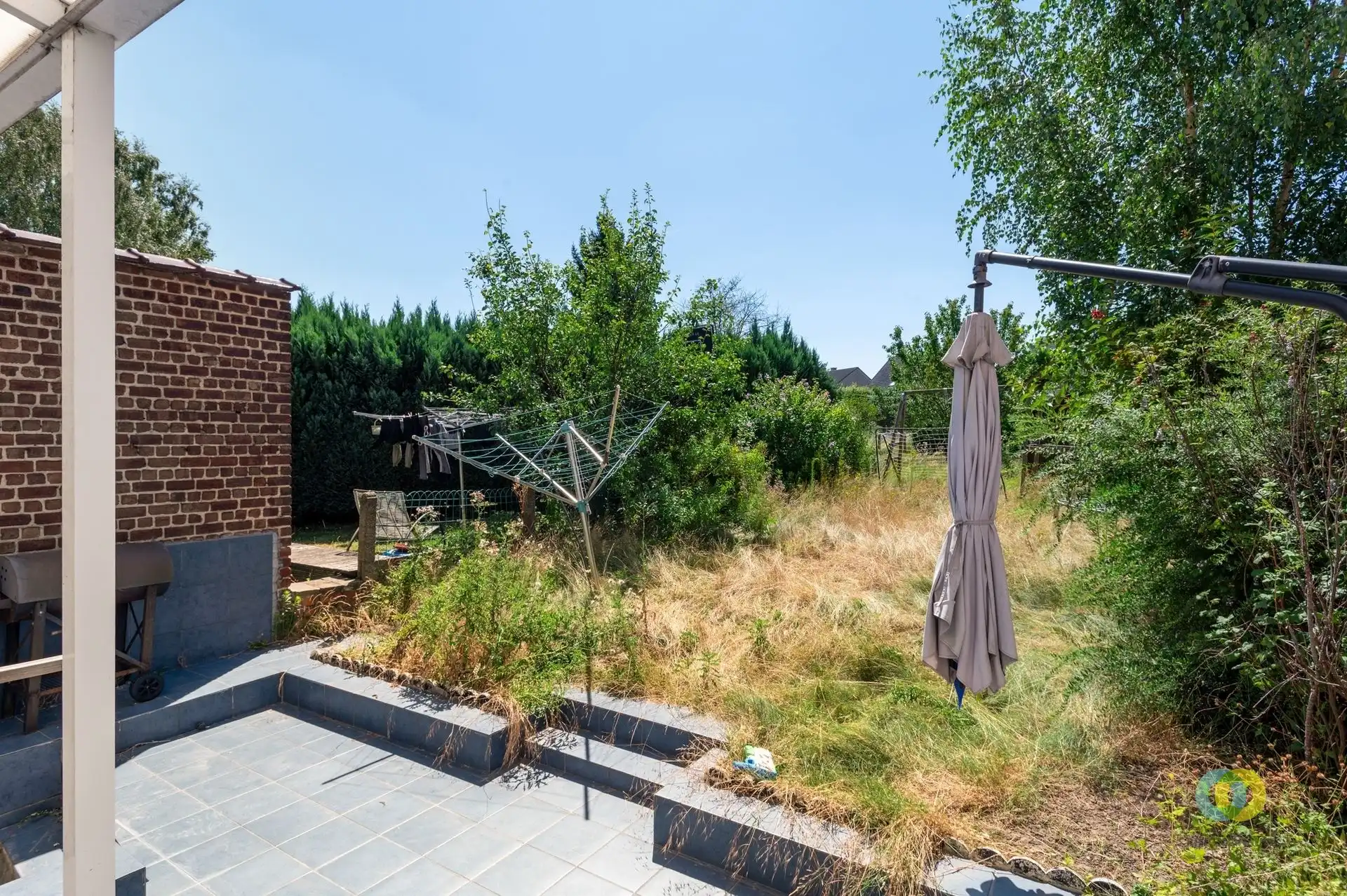Bel-etagewoning met garage en tuin foto 6