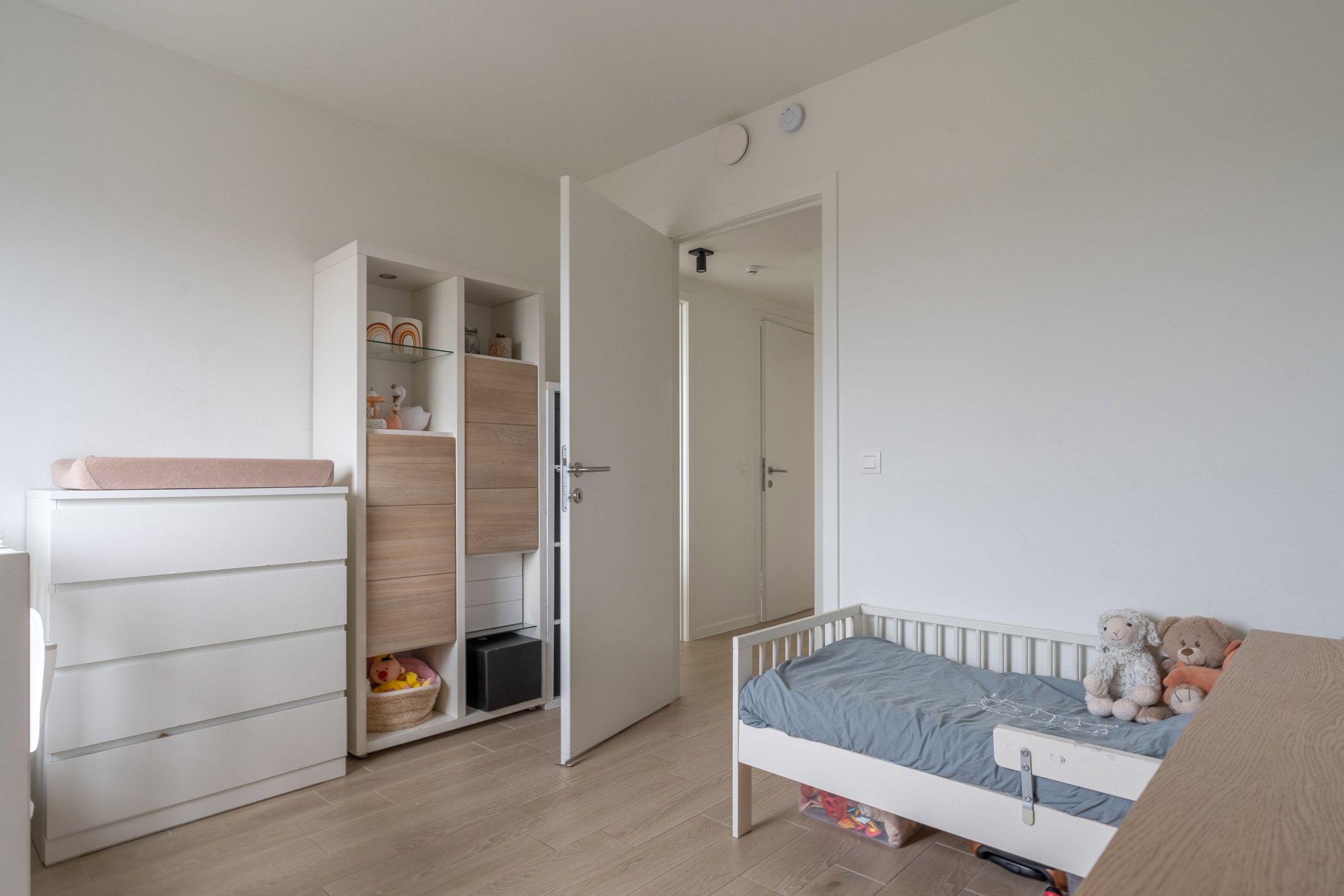 Energiezuinig penthouse met ruim terras en 2 autostaanplaatsen. foto 15