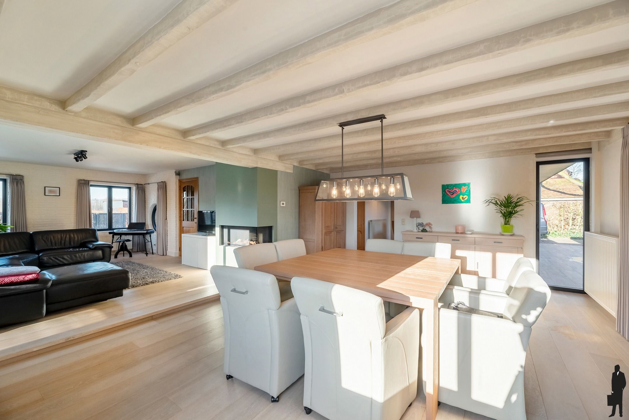 Energiezuinige villa met 5 slaapkamers, tuin, garage in Wortel. foto 7
