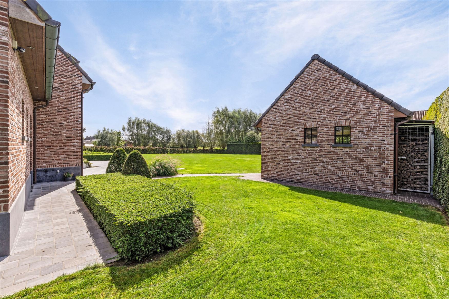 Ideale gezinswoning gelegen op een zonnig perceel foto 31