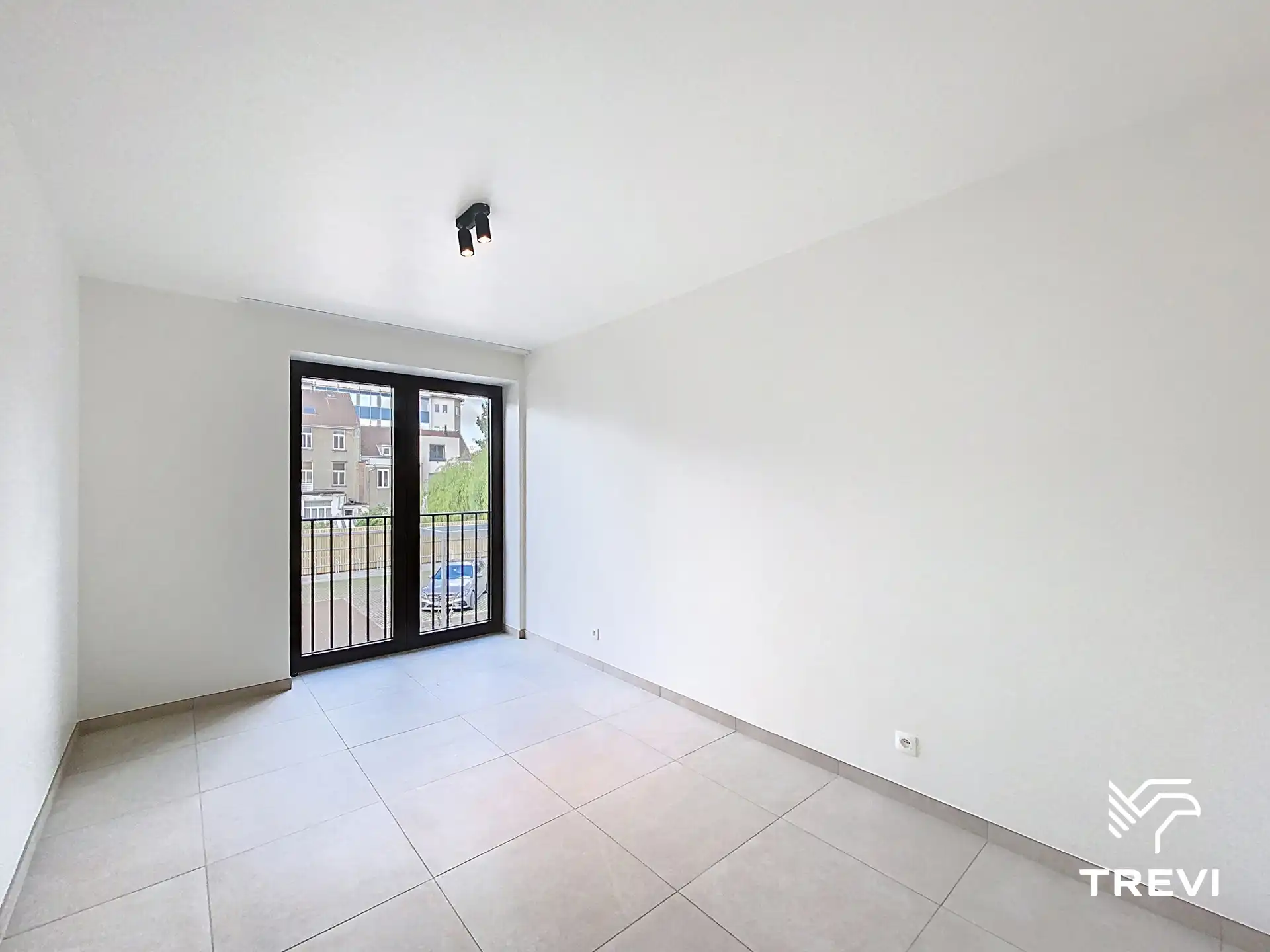 Nieuw huis met 3 slaapkamers en exterieur foto 3