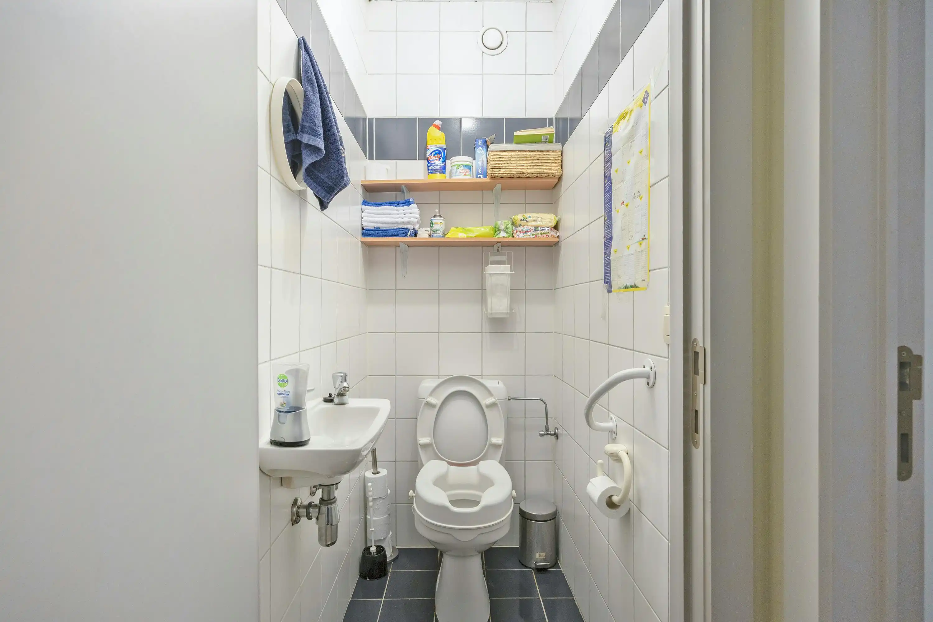 Gelijkvloers appartement met 2 slaapkamers te koop in Gooreind! foto 4