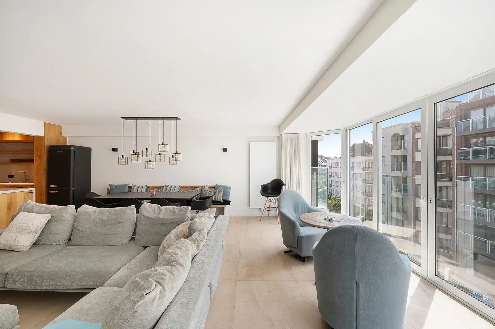 Instapklaar gemeubeld appartement met zeezicht. foto 6