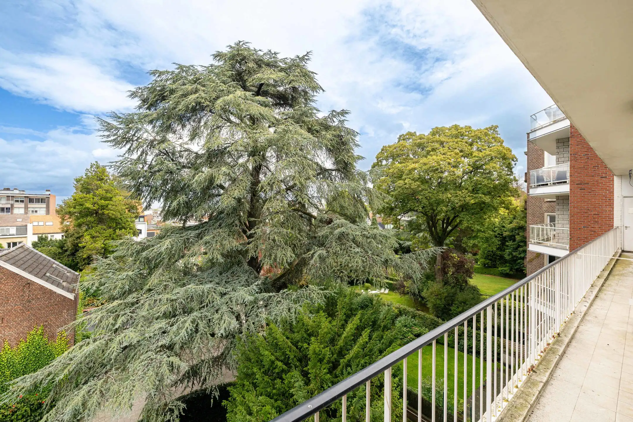 Flat 4 slpkamers ± 238 m². Grote terrassen & garage - EPC D+ foto 13