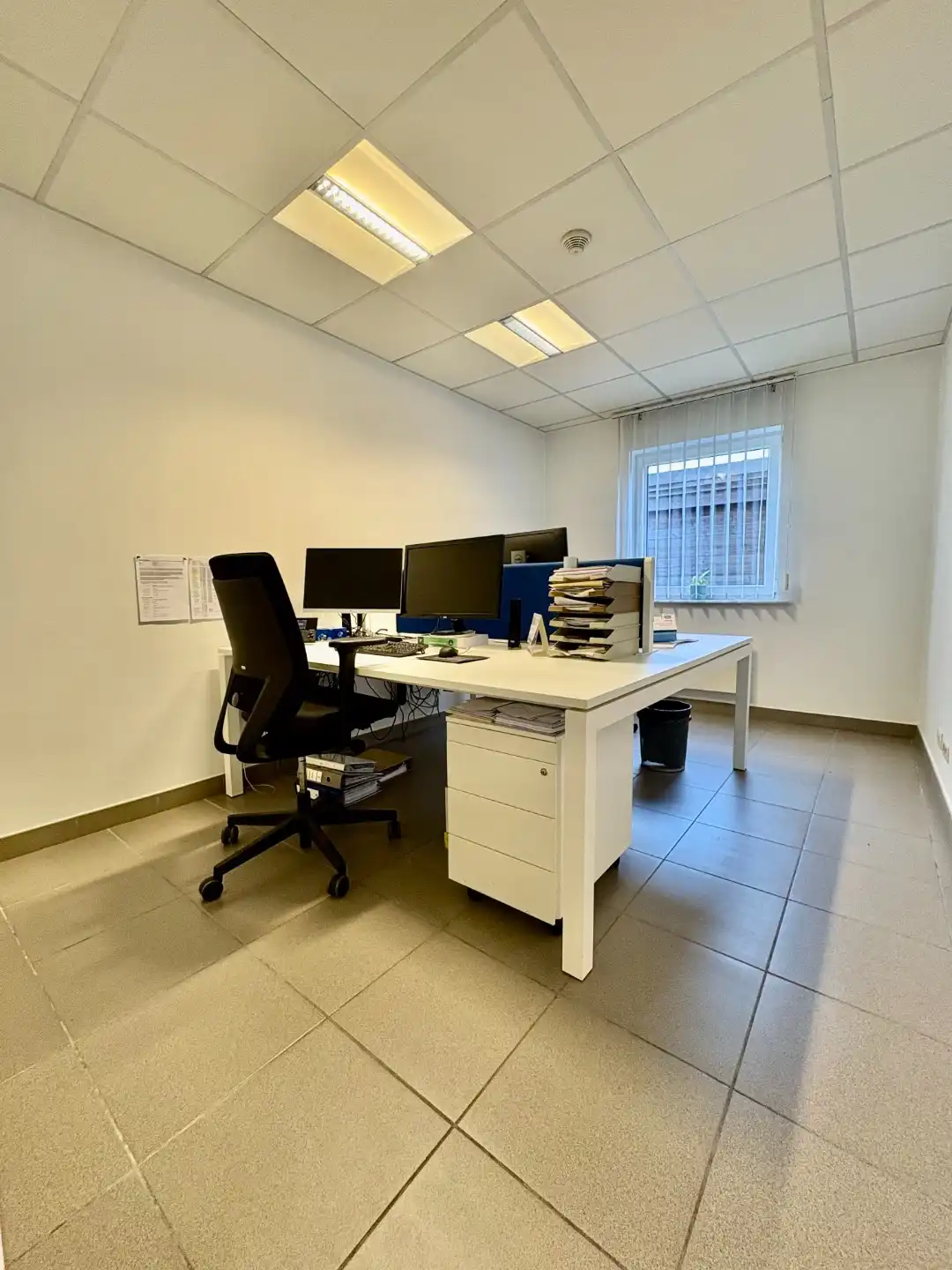 Instapklaar handelspand in het centrum van Heestert! foto 7