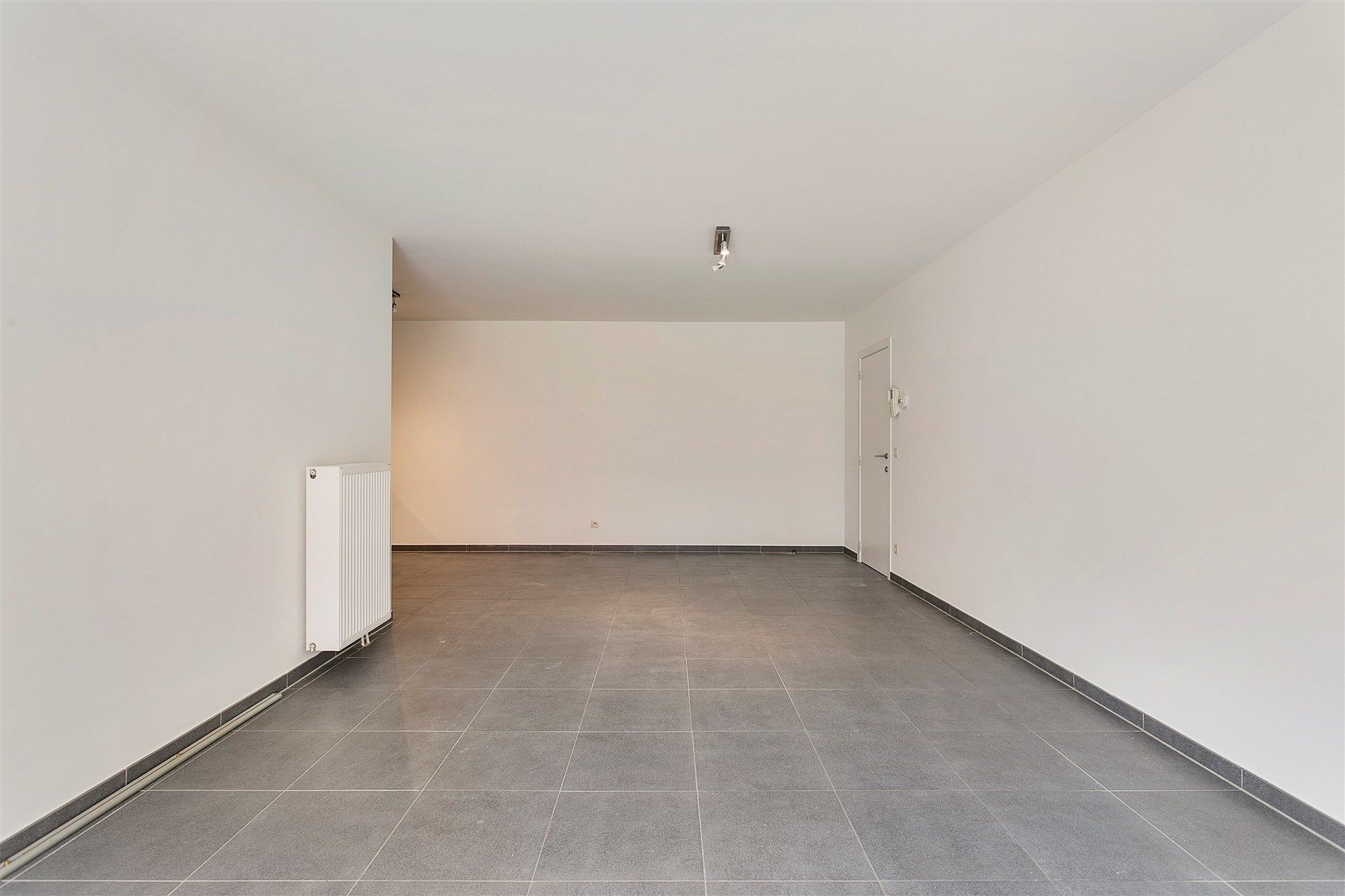 Gunstig gelegen lichtrijk energiezuinig 2 slaapkamer appartement met staanplaats foto 4