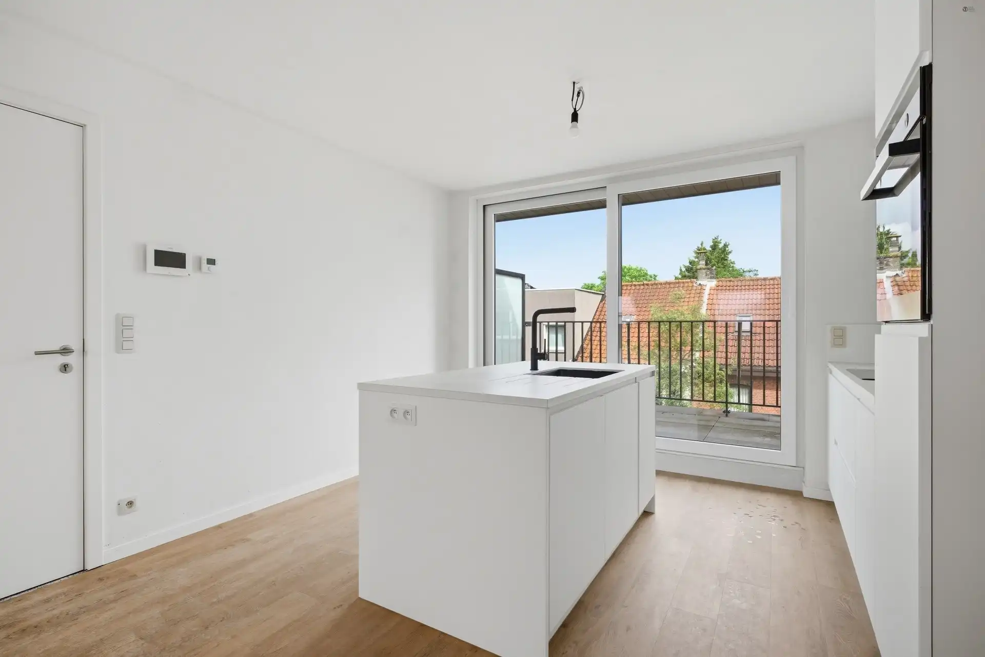 Ruim duplex appartement met 3 slaapkamers en 2 badkamers foto 5