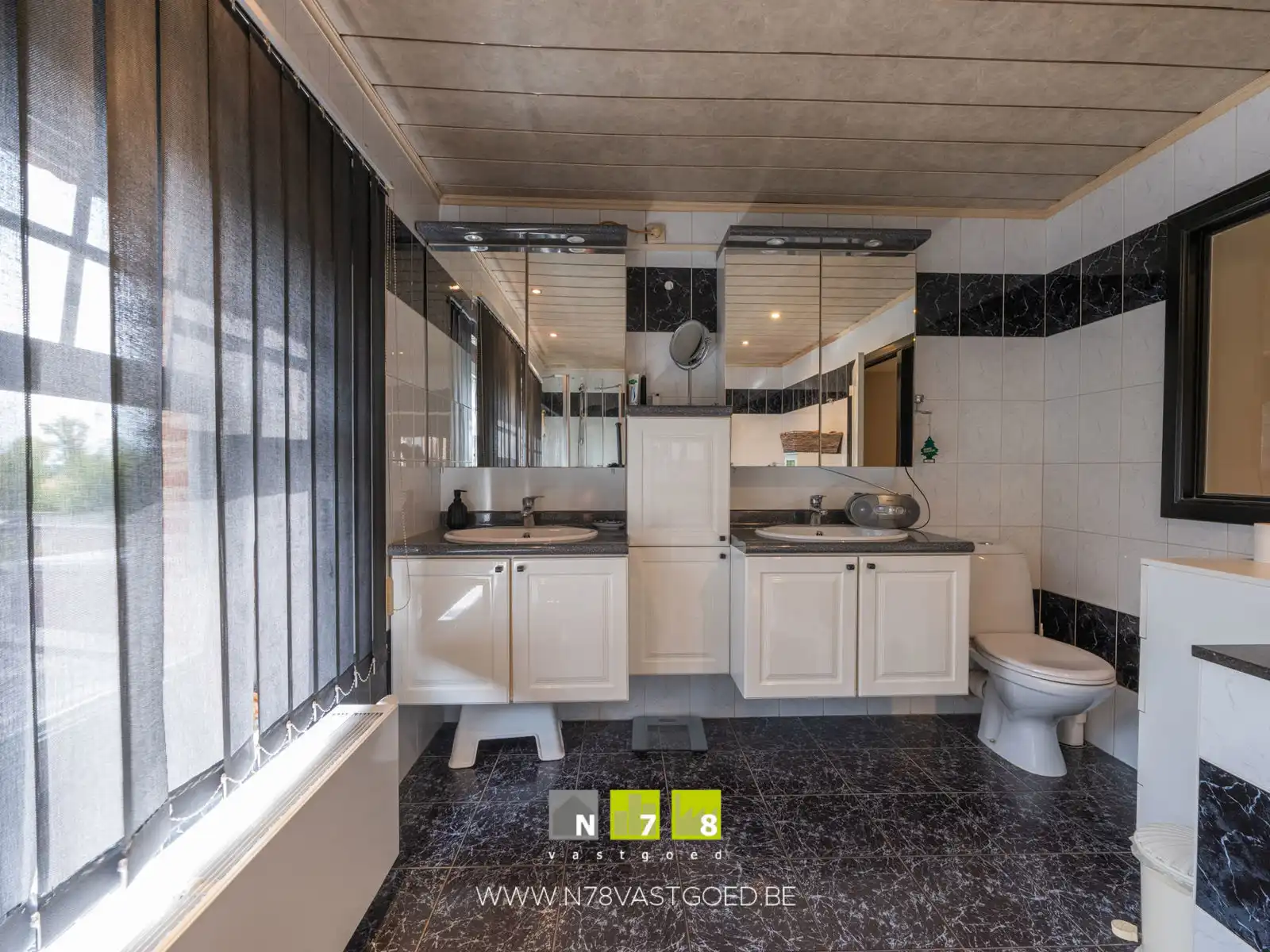 Gebouw te koop foto 14