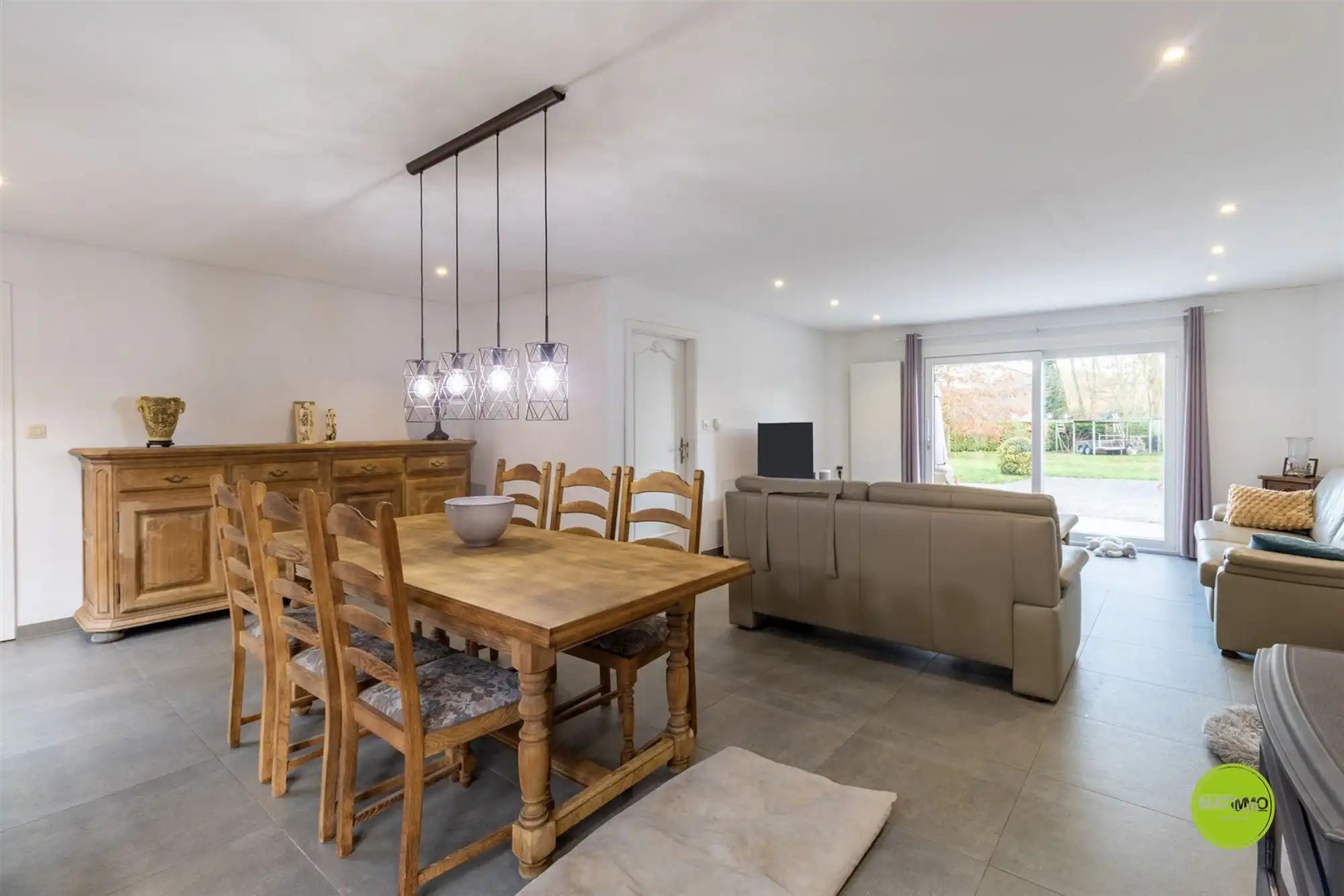 Centraal, rustig gelegen bungalow in het groen van Eksel  foto 4