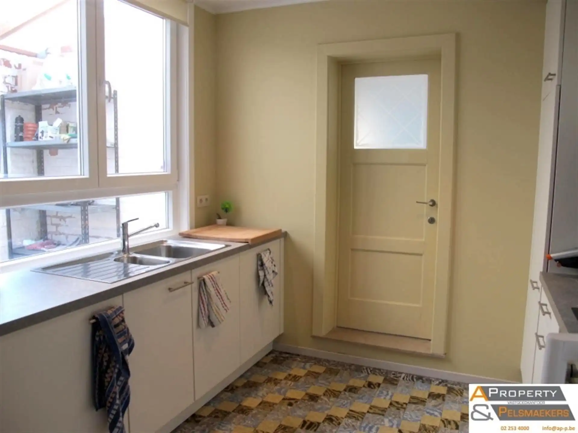 Woning met tuin foto 8