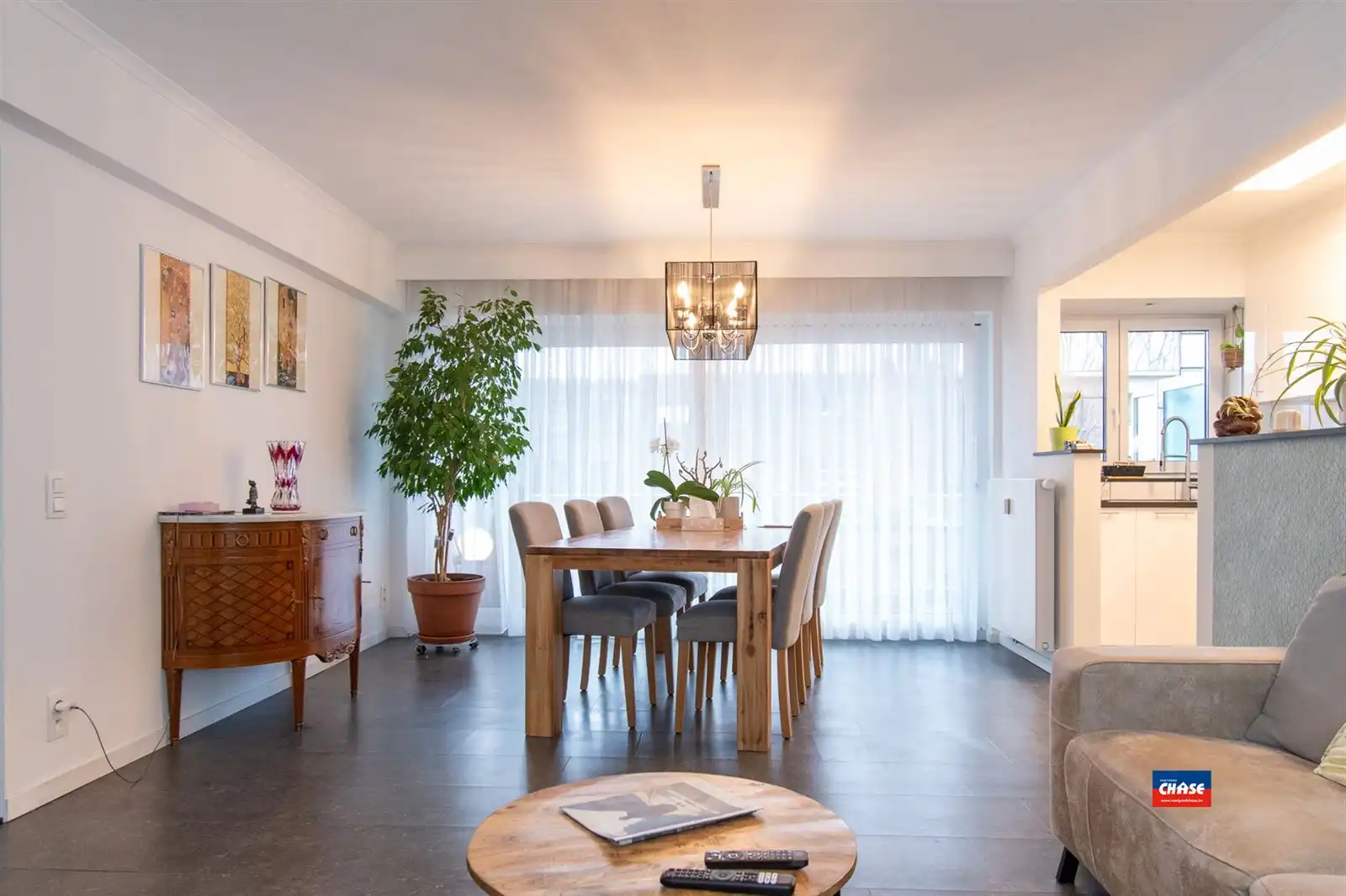 Instapklaar app met 2 slpks + terras - garagebox optioneel  foto 2