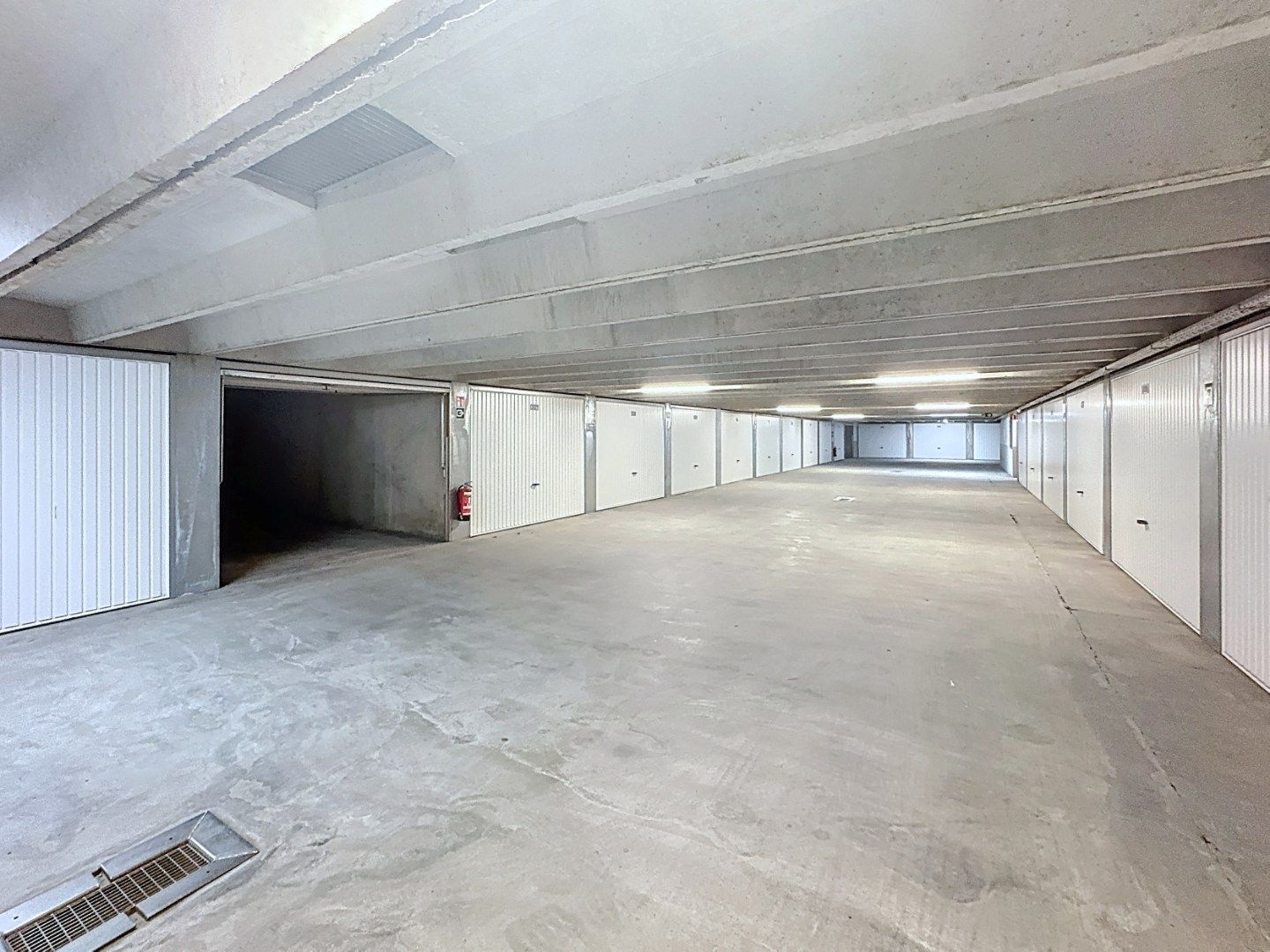 Ruime garagebox op een absolute topligging te Duinbergen foto 6